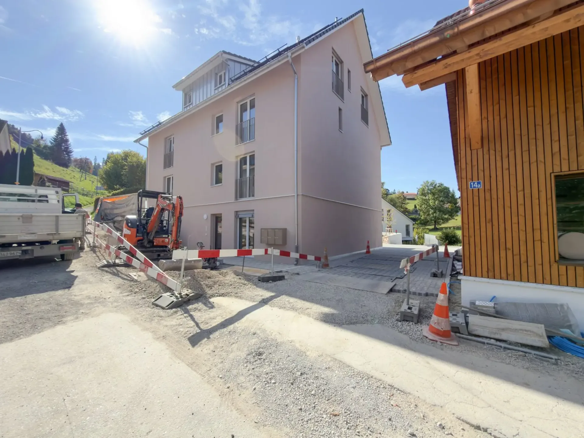 Erstvermietung - Grosszügige 4.5 Zimmer-Maisonettewohnung an ruhiger Lage