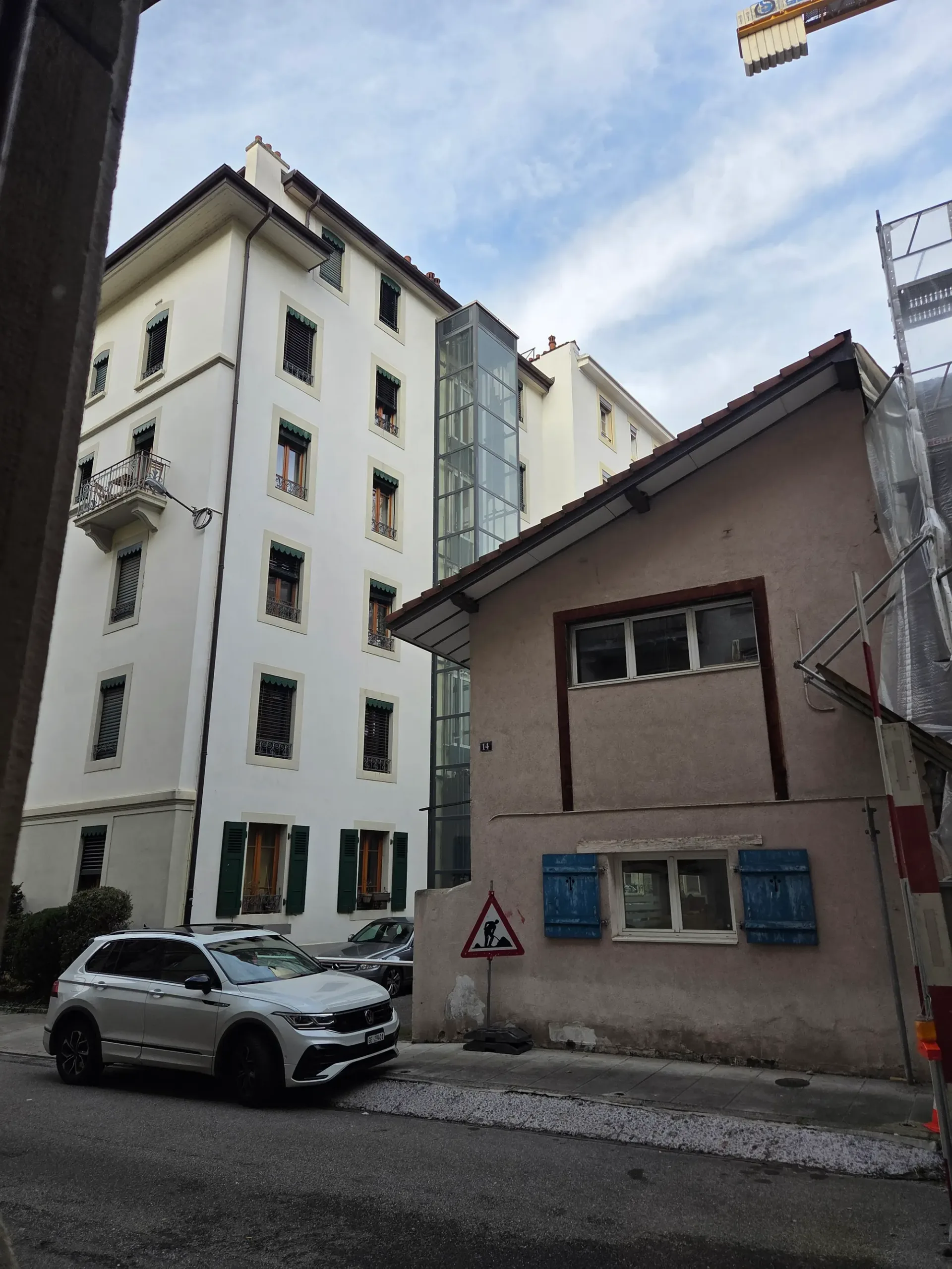 Appartamento di due locali con balcone a Servette