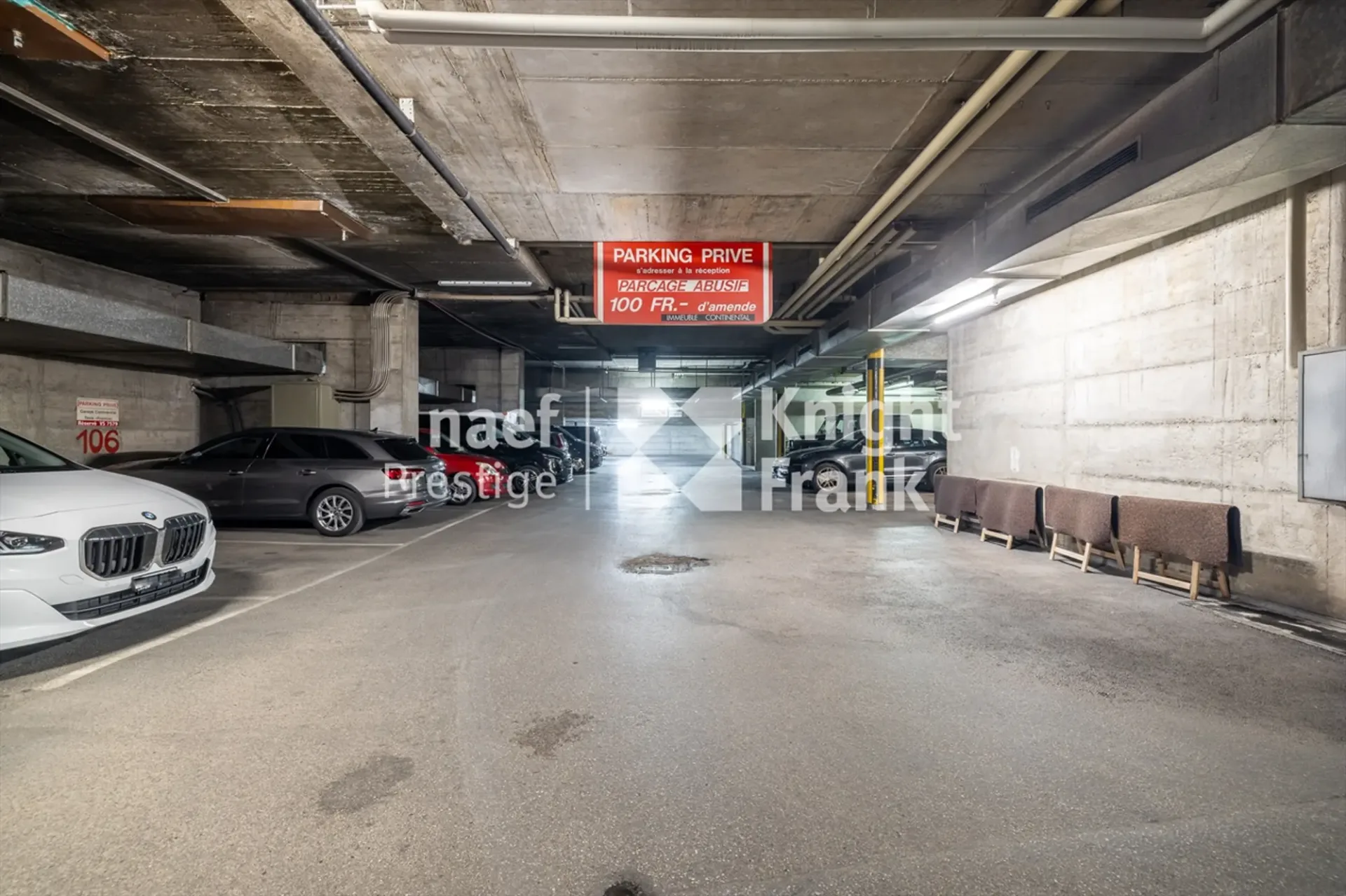 Parkplätze im Garage Continental