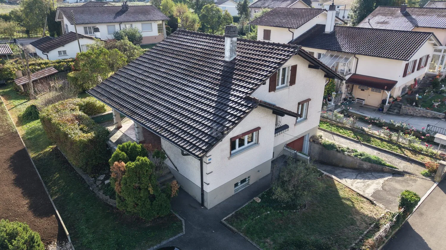 Casa incantevole con giardino alberato