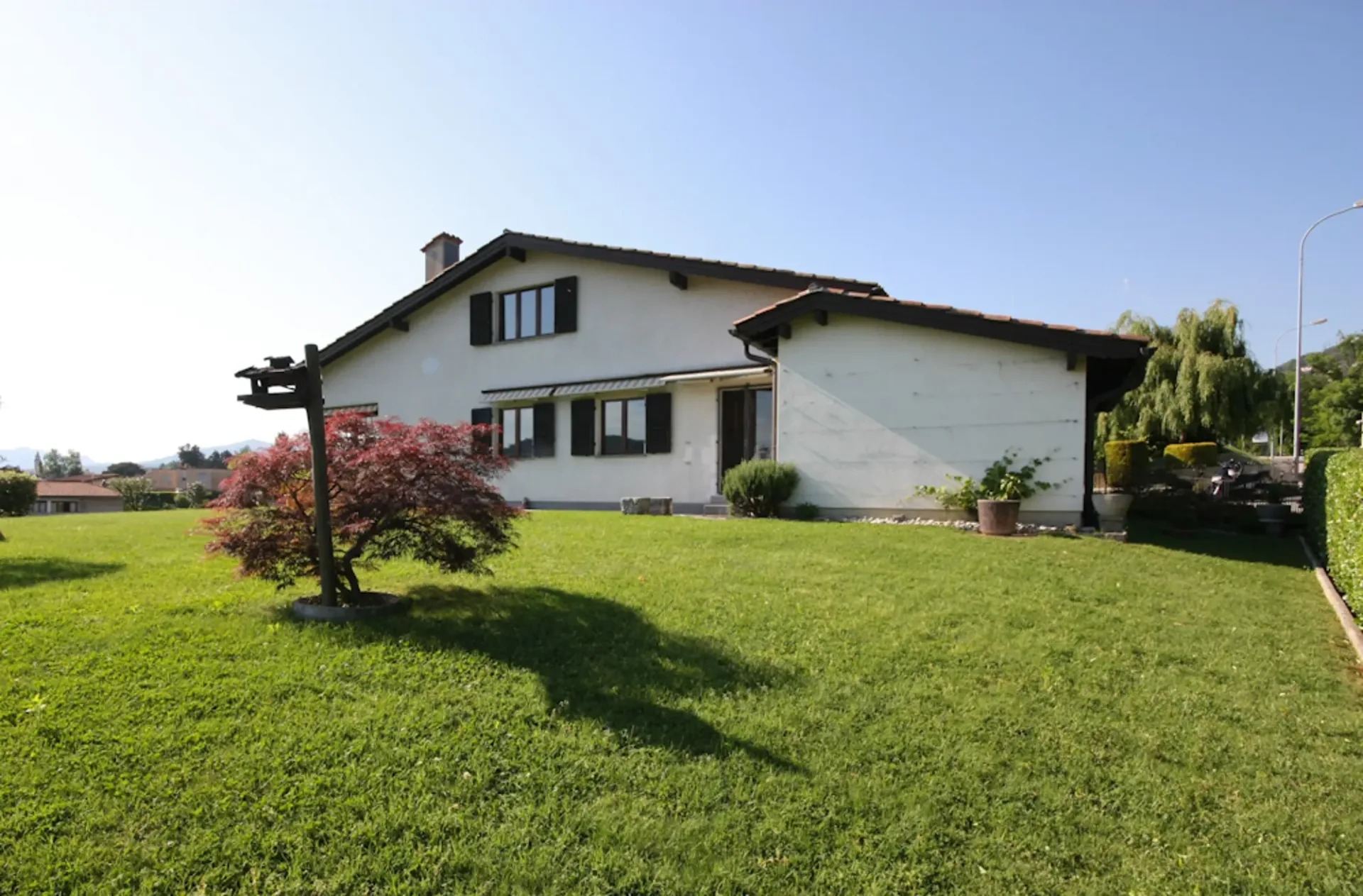 Villa signorile in posizione tranquilla e soleggiata