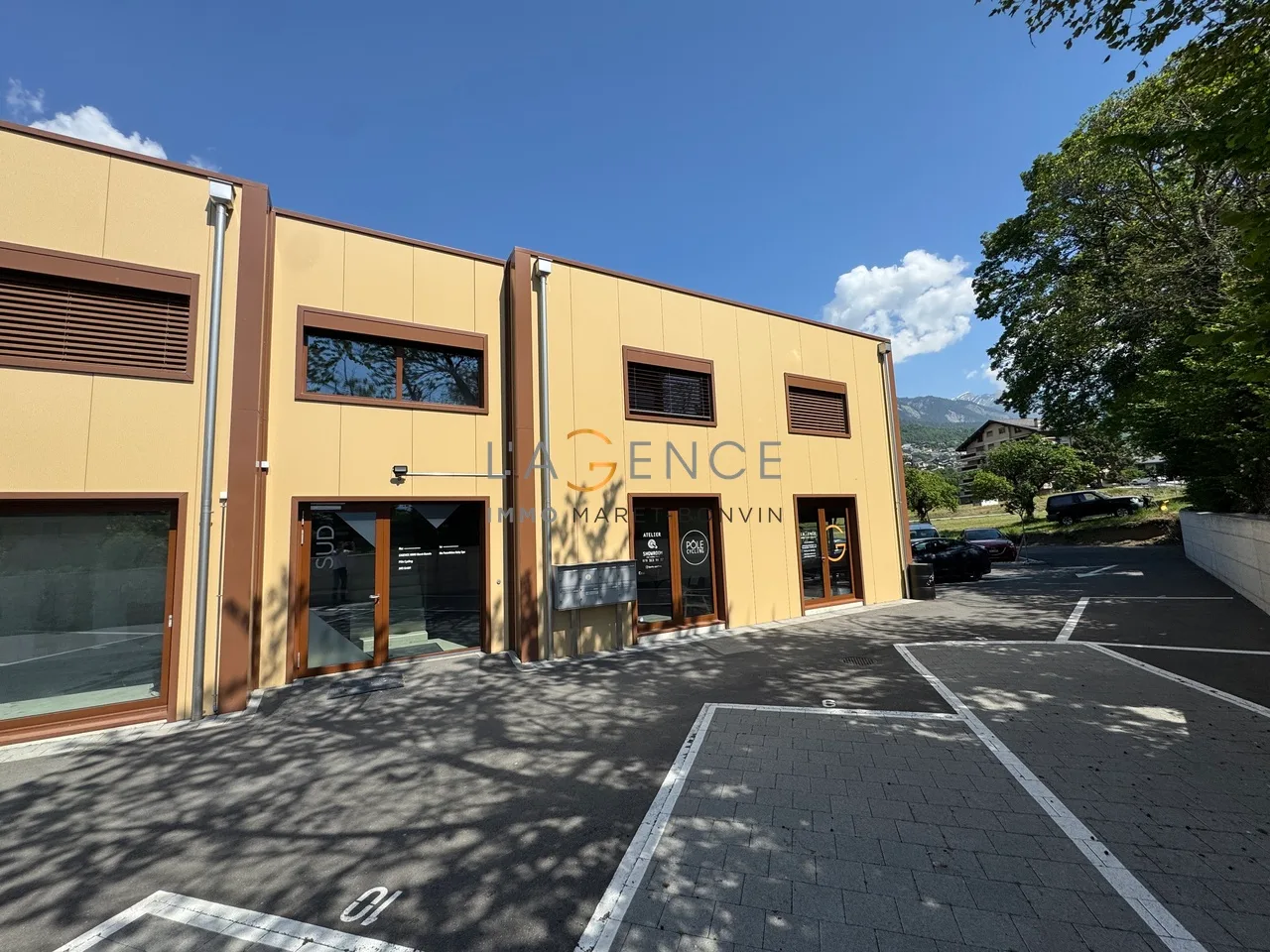 Lokal gewerblich 50 m² ideal in Savièse gelegen