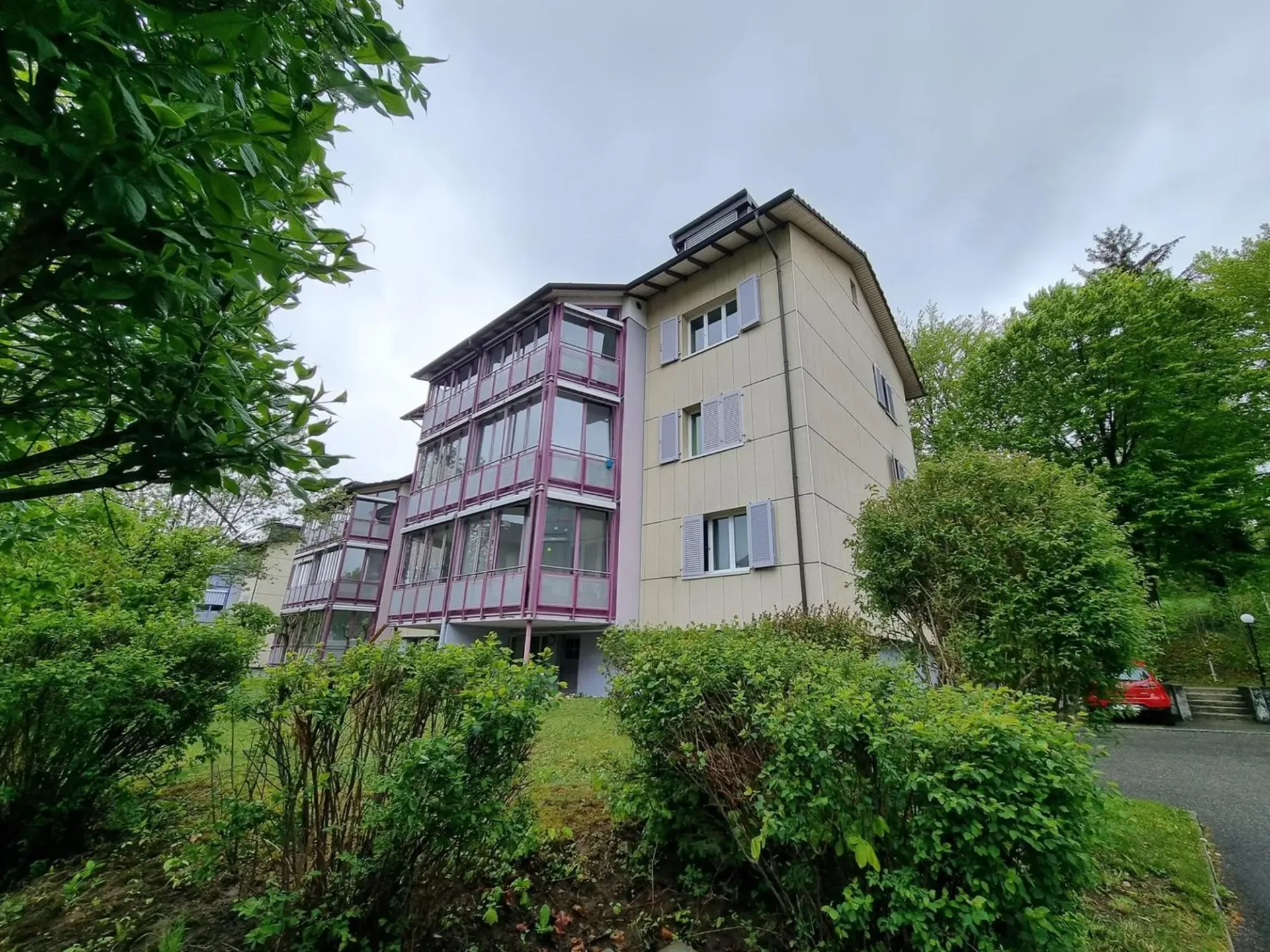 Helle 3.0-Zimmerwohnung mit grossem Wintergarten in ruhiger Lage in Olten