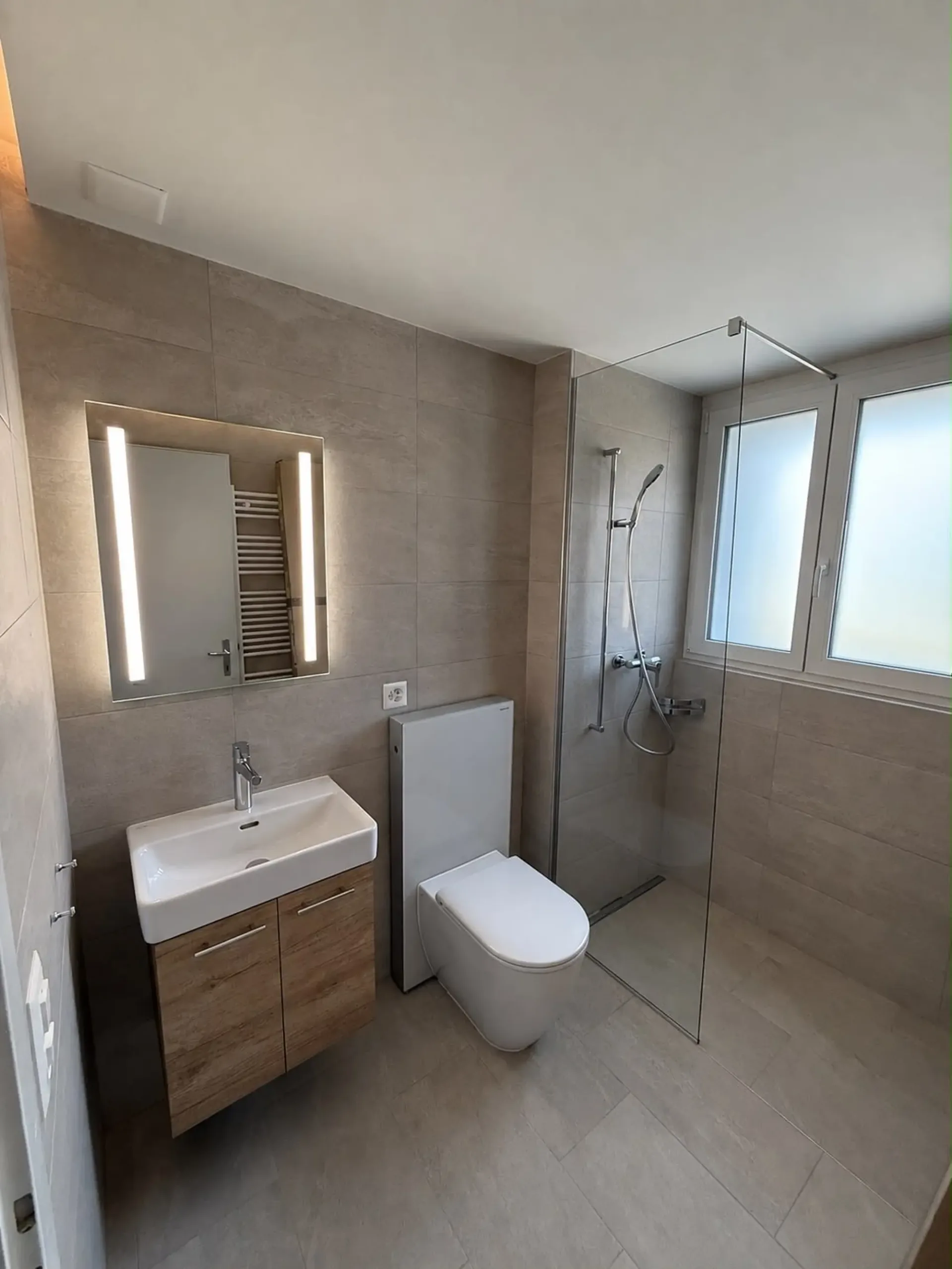 Helles 3-Zimmer-Wohnung mit Balkon in Môtiers / Val-de-Travers