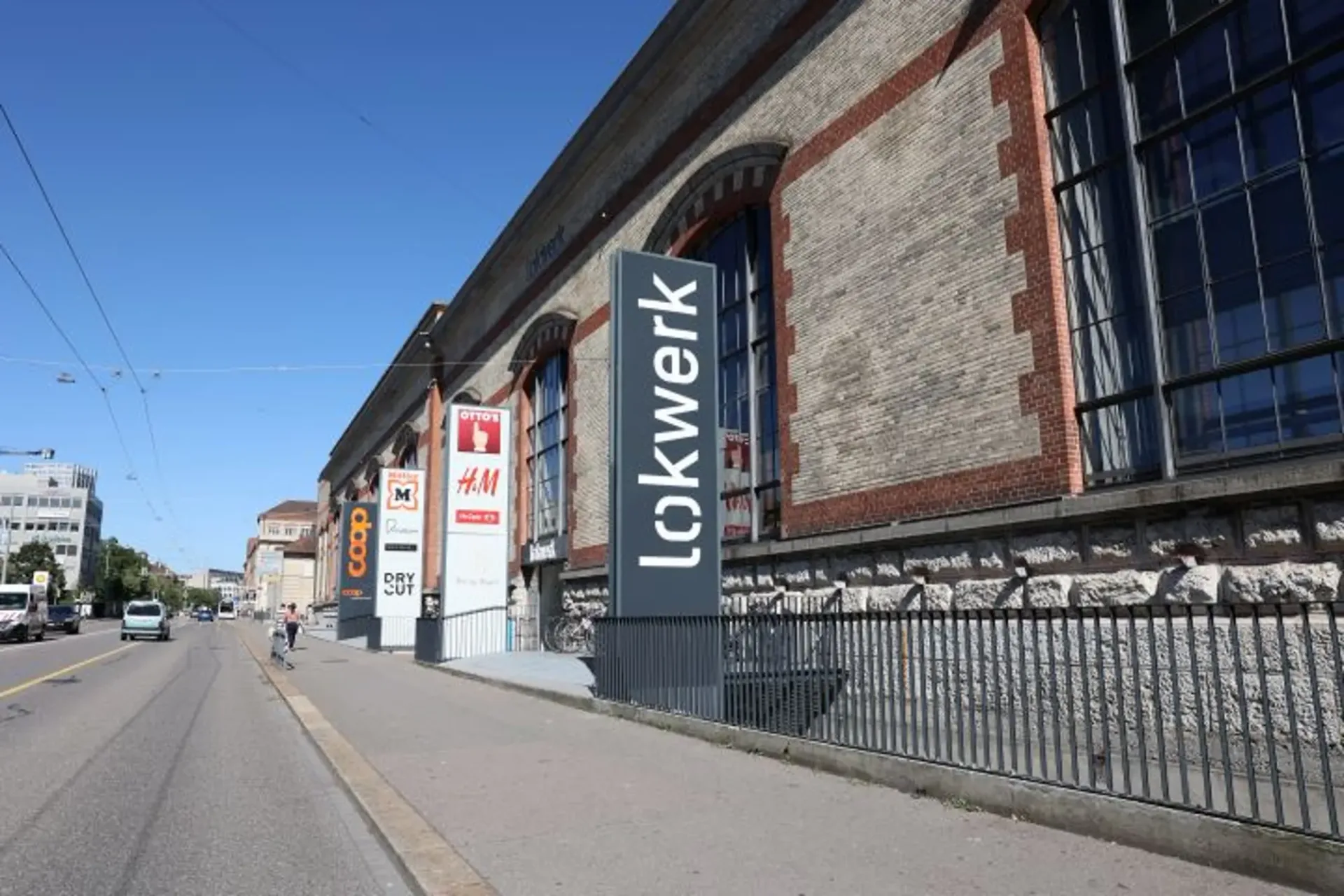 Benötigen Sie mehr Platz? Lageraum im Einkaufcenter Lokwerk zu vermieten.