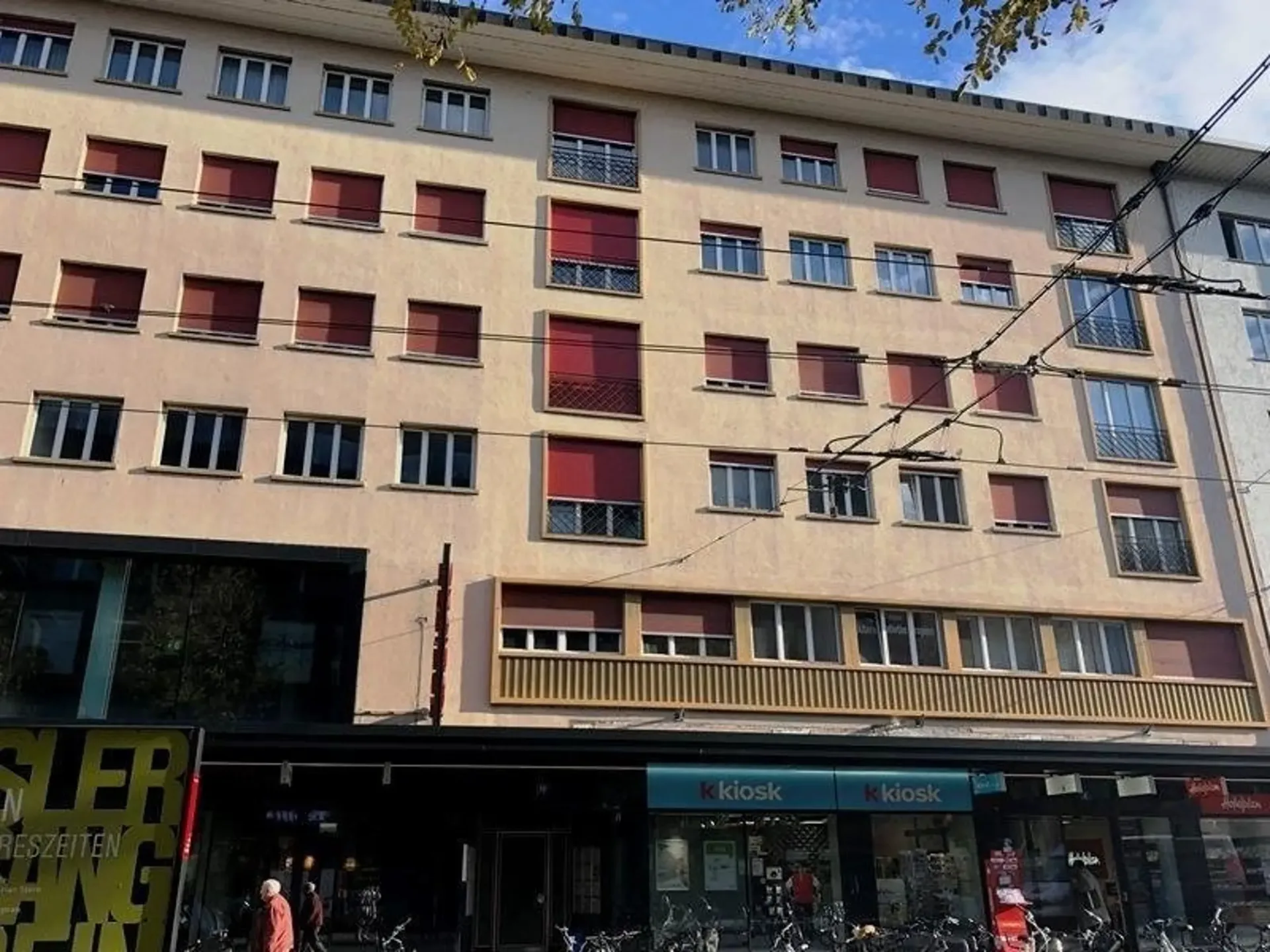 Freshly renovated 1-room apartment in the center of Basel