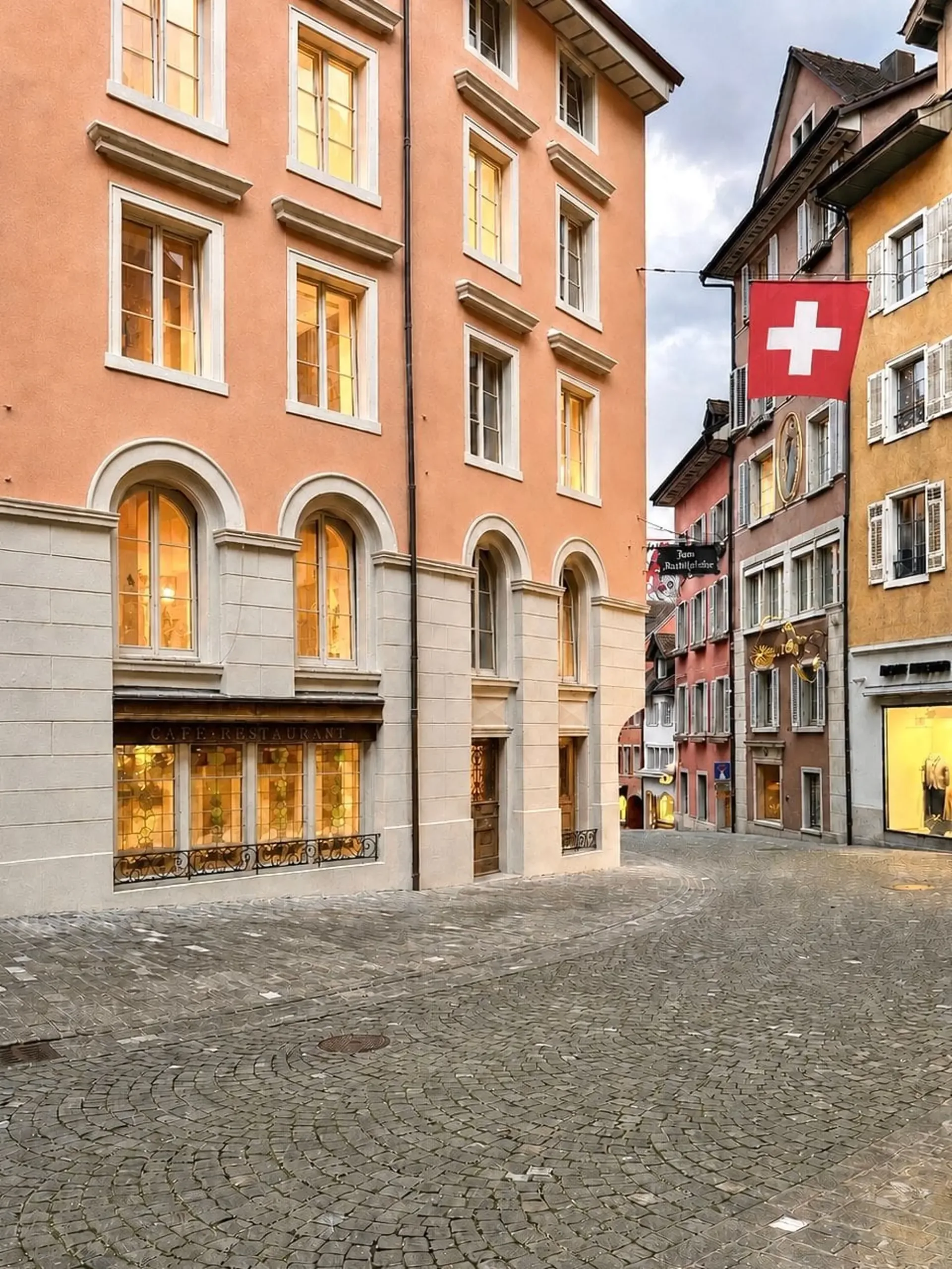 Appartement de 4,5 pièces élégant au cœur de la vieille ville de Bremgarten AG