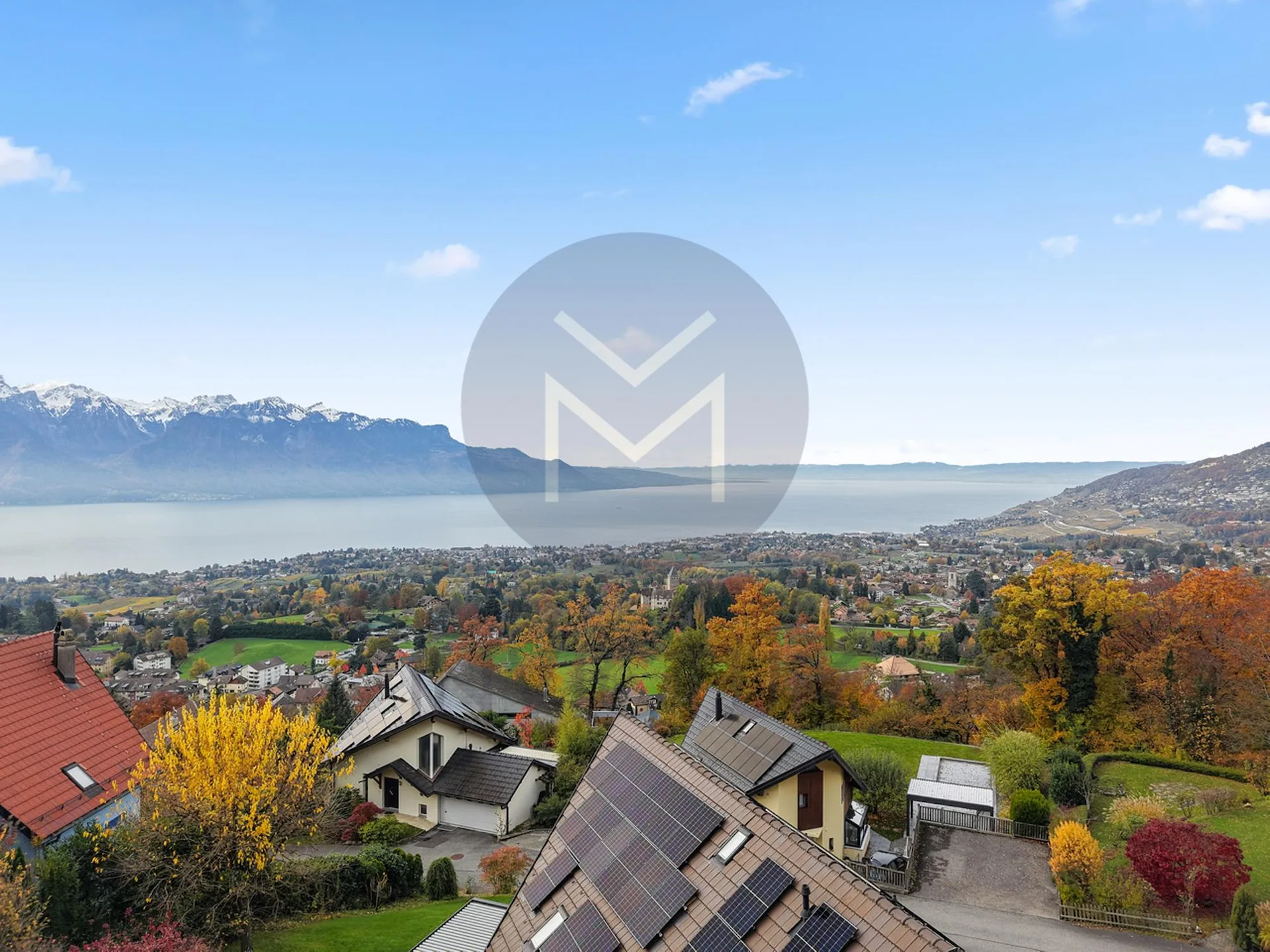 Villa mit Panoramablick - Eine Oase der Ruhe