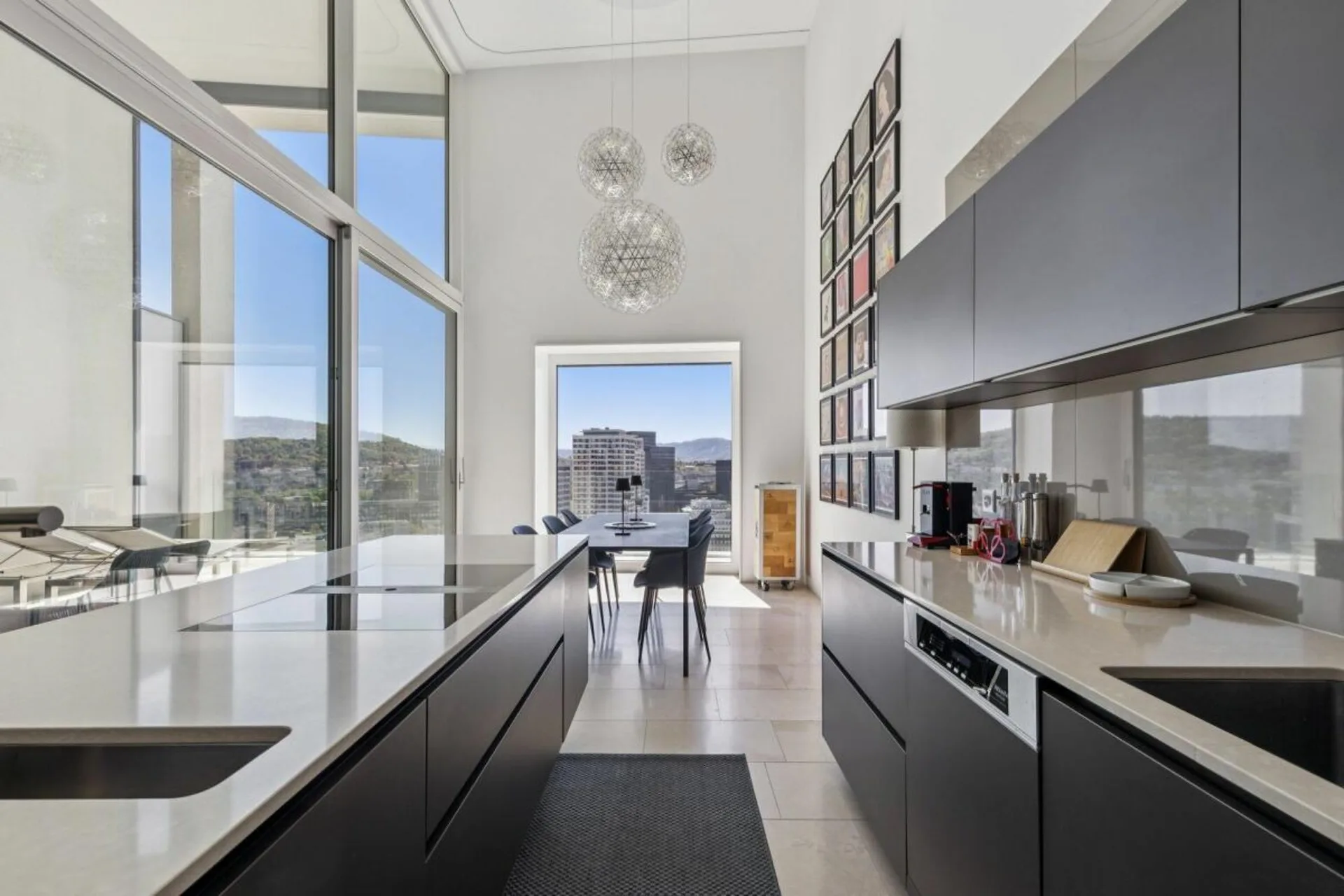 Metropolitans West Tower - Penthouse