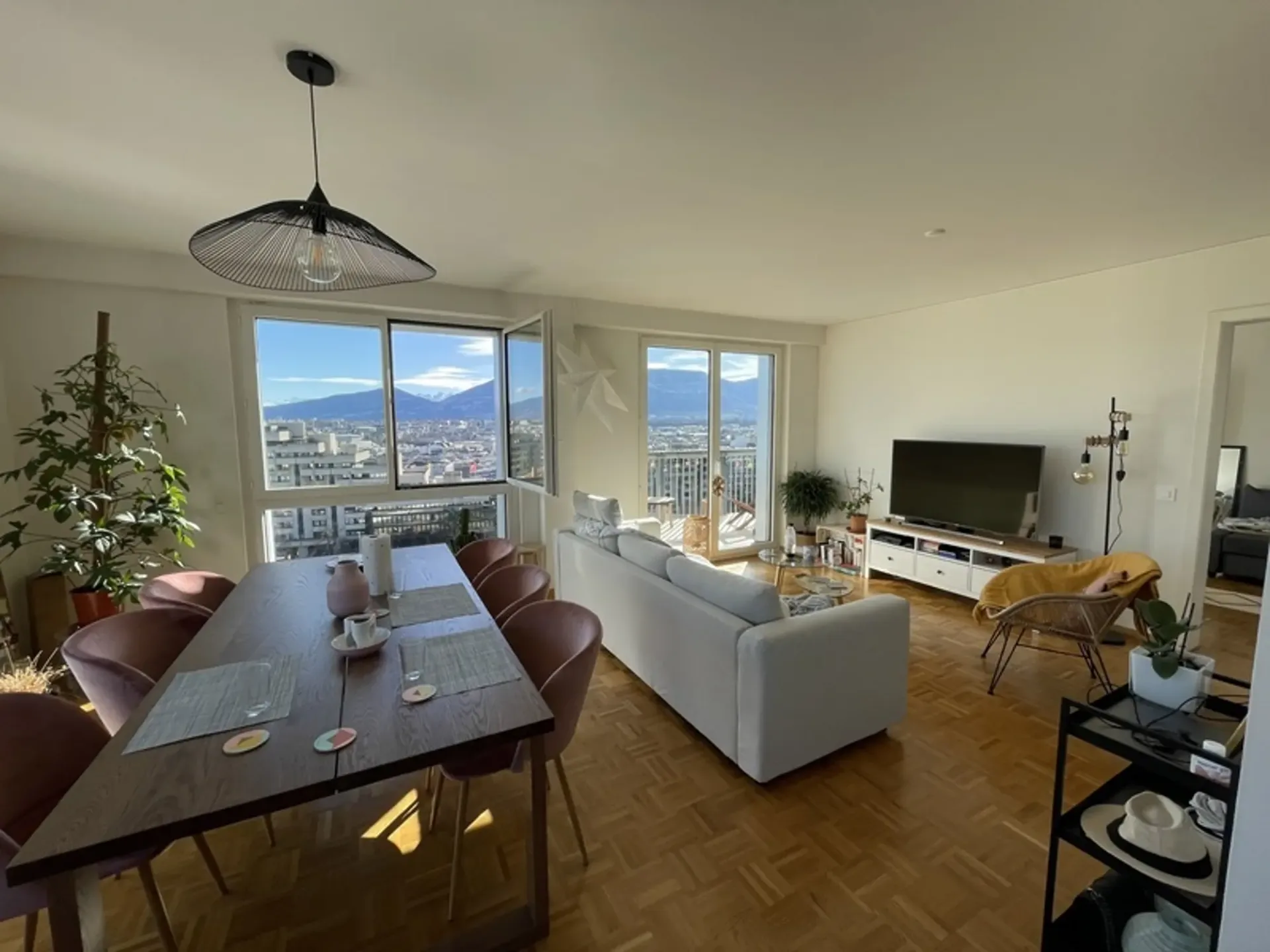 APPARTEMENT 4 PIÈCES À GENÈVE - SAINT-JEAN/CHARMILLES, MEUBLÉ, DURÉE D