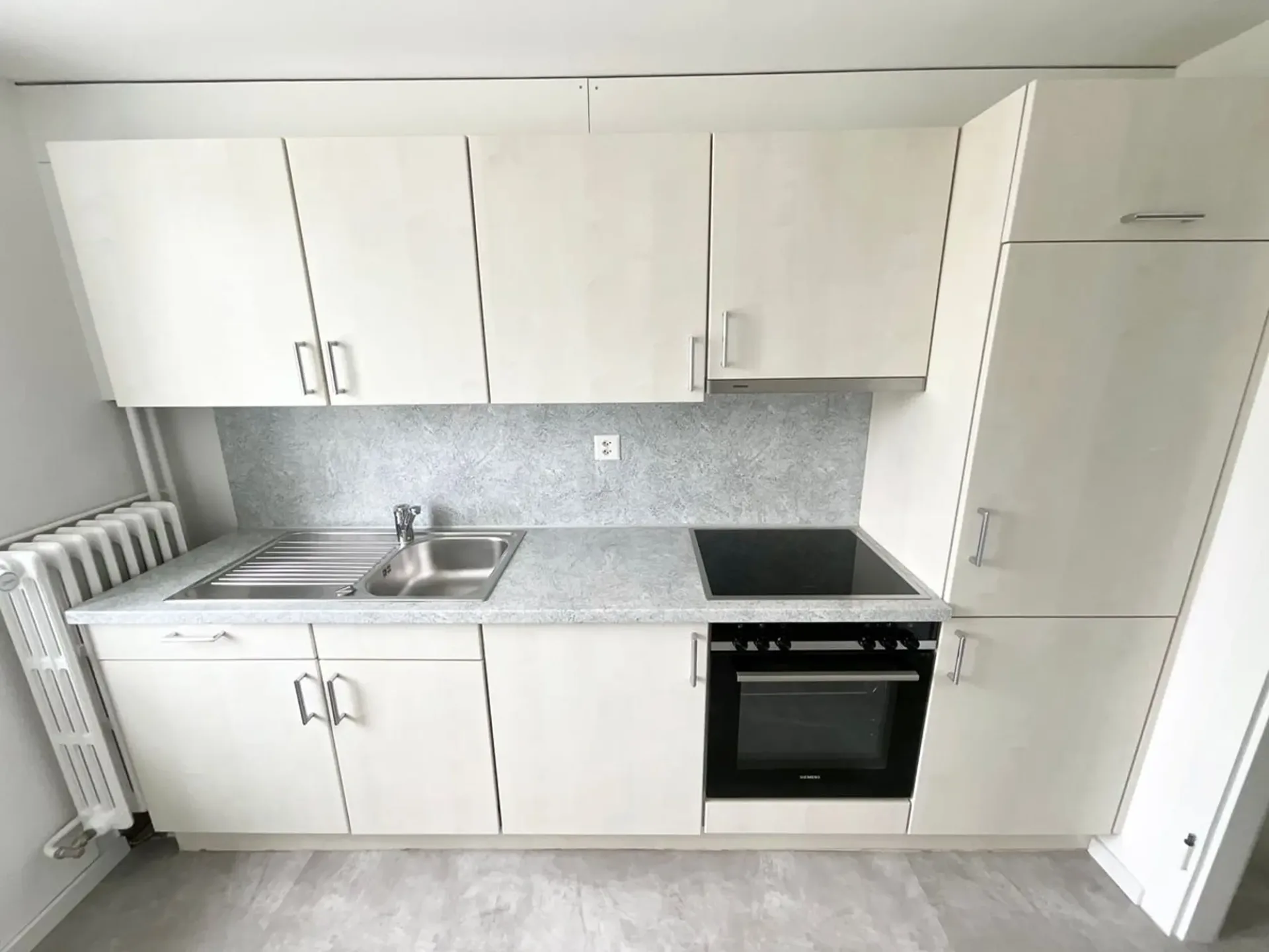 Wohnung mit 3 Zimmern und privater Terrasse renoviert