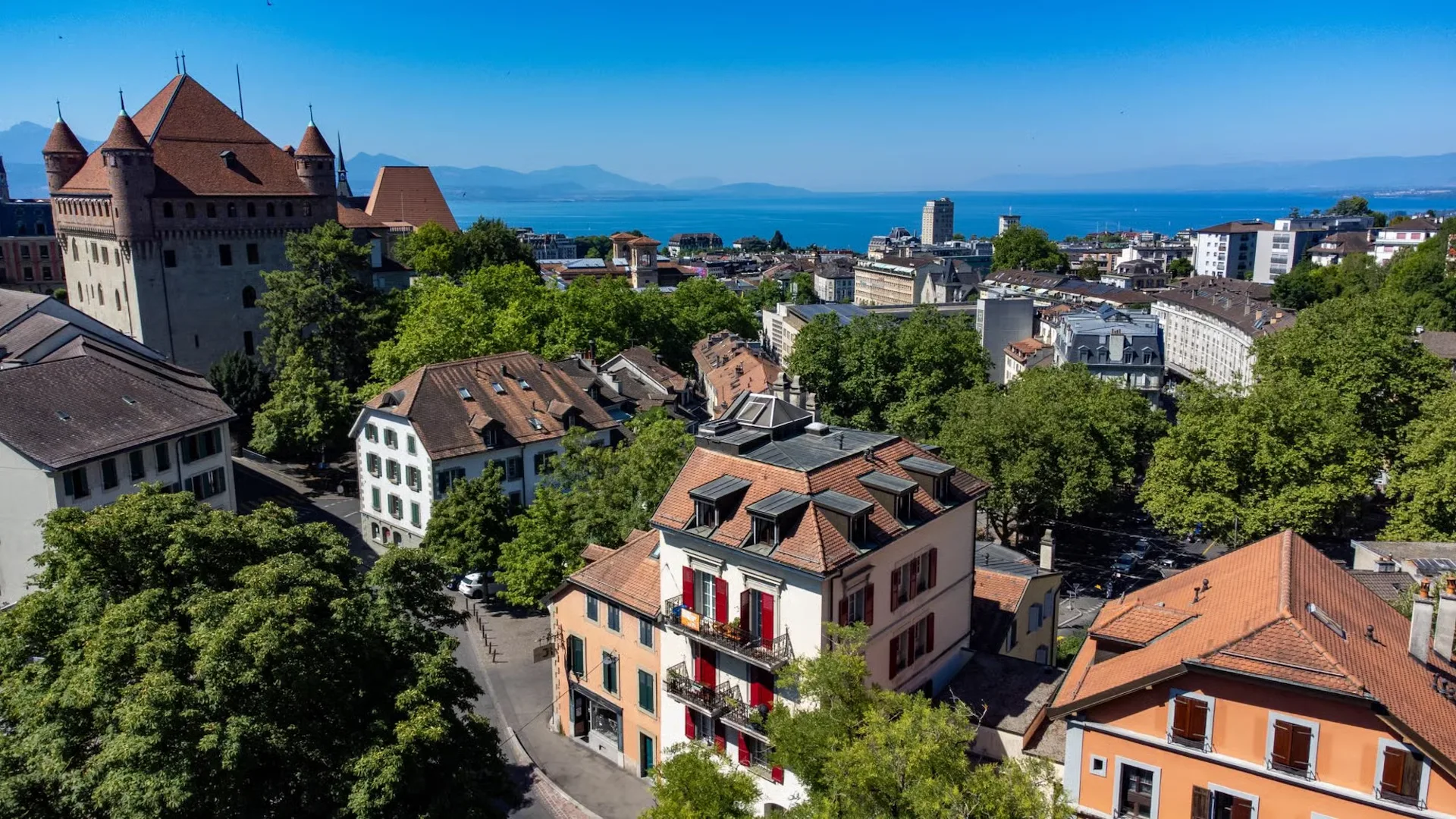 Élégance et caractère au coeur de la ville !