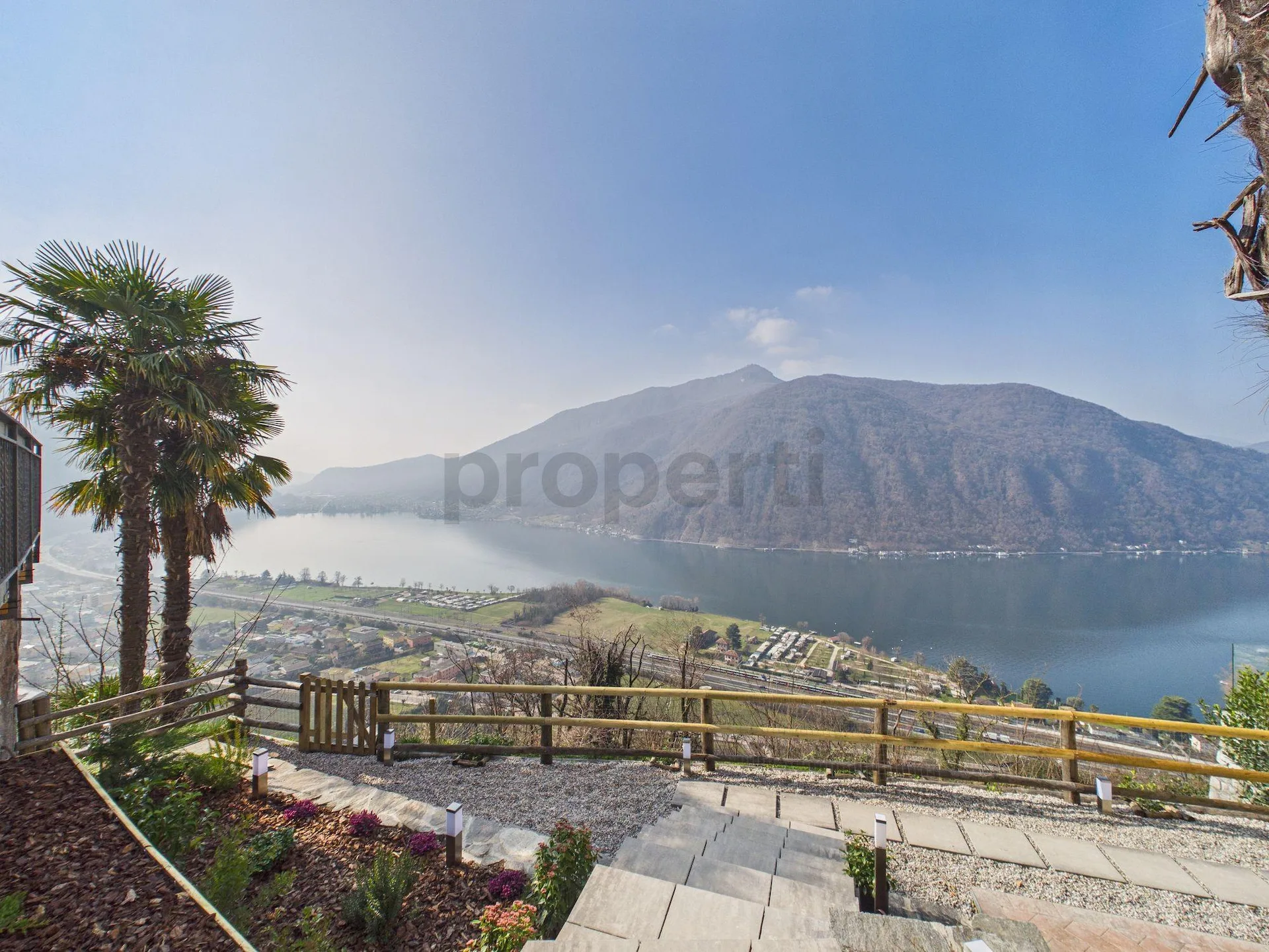 Moderne Villa mit 5 Zimmern und atemberaubendem Blick, Val Mara-Rovio