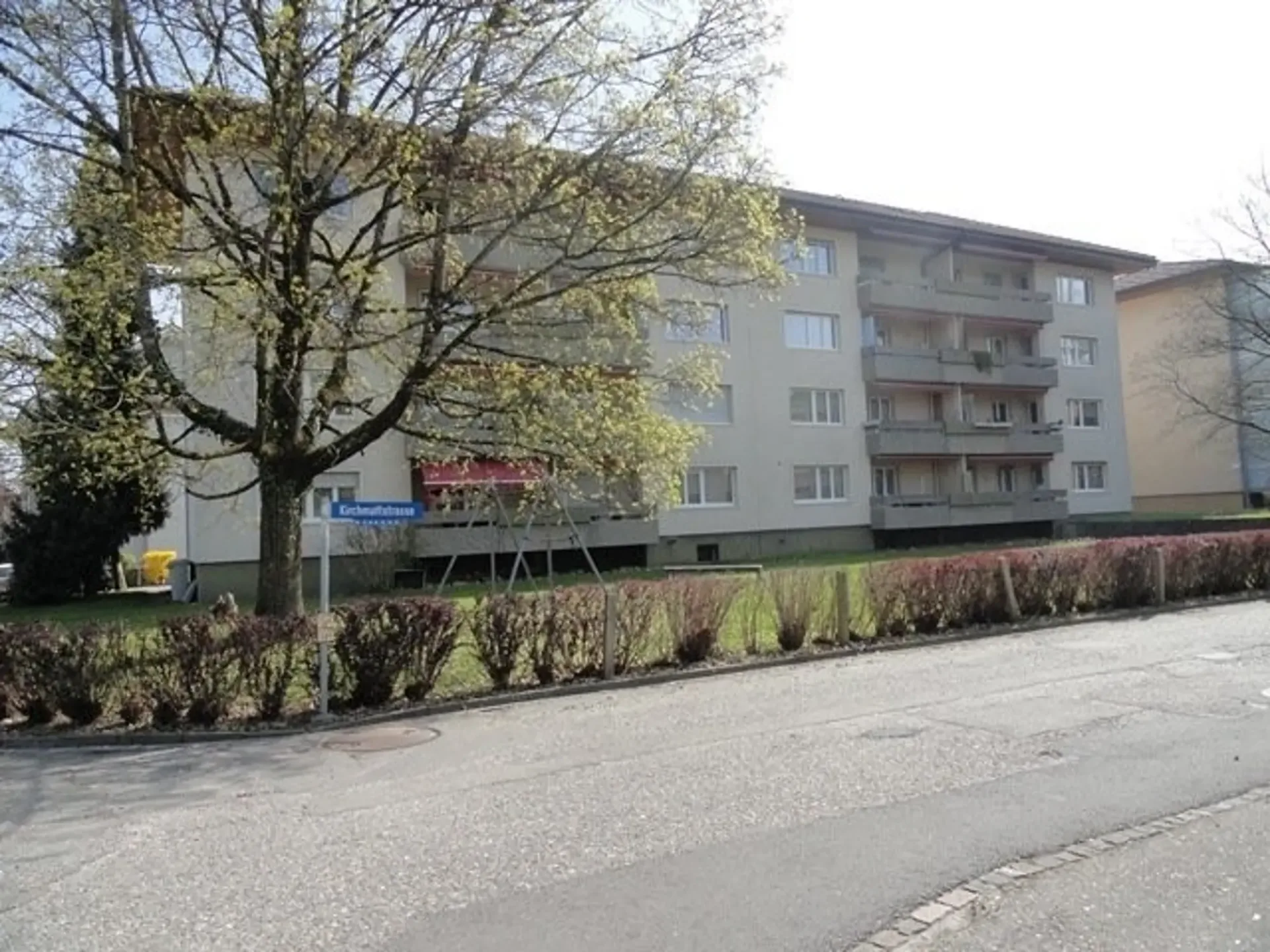 Ihr neuer Einstellhallenplatz