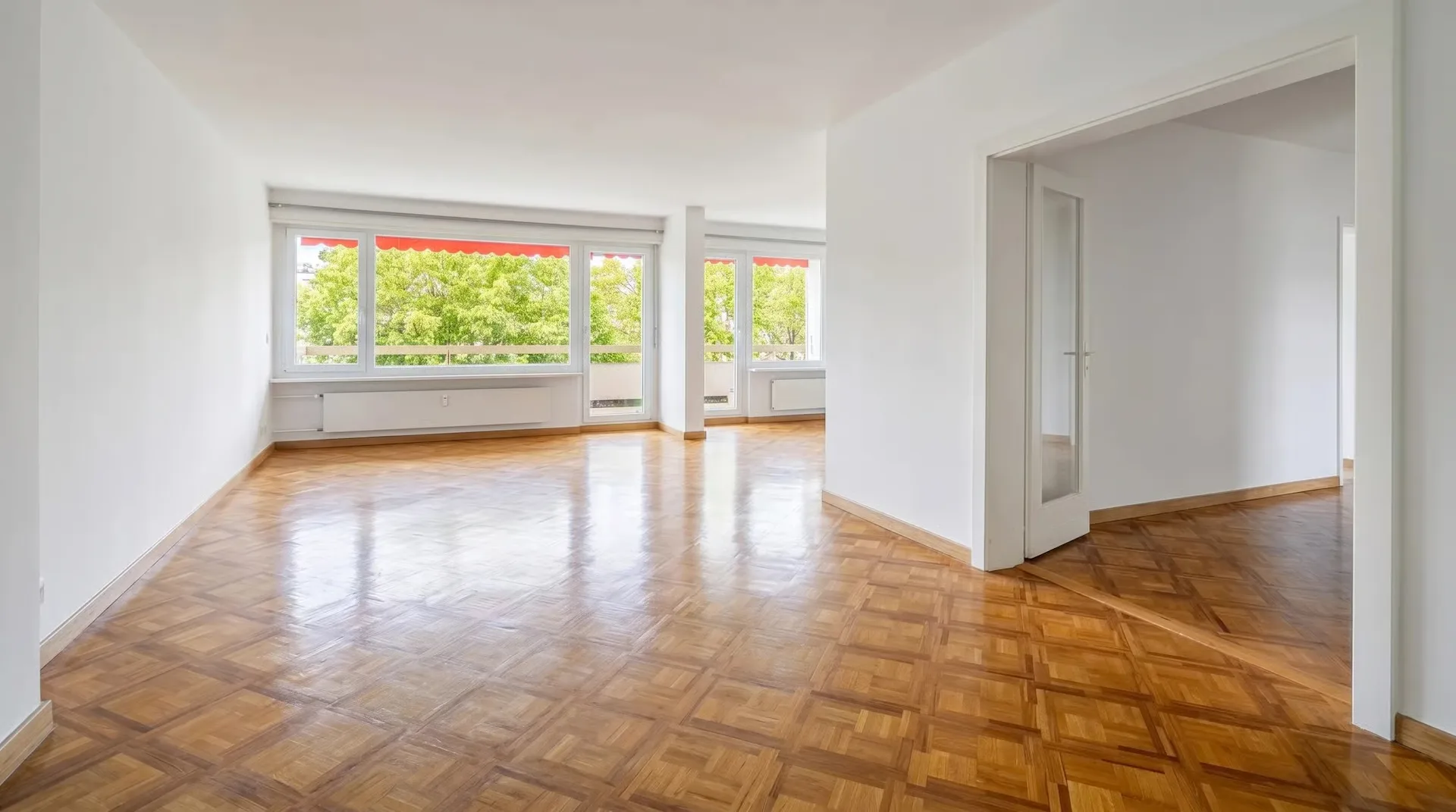 Champel - appartement traversant, étage élevé
