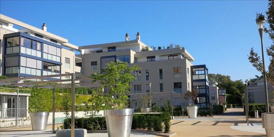 Magnificent apartment with 3 bedrooms - fully renovated