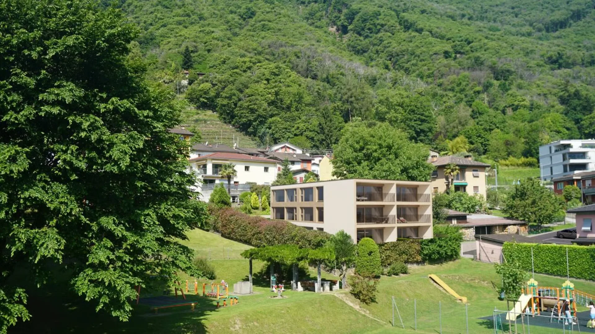 Neue Residenz 3,5 Zimmer - 4,5 Zimmer
