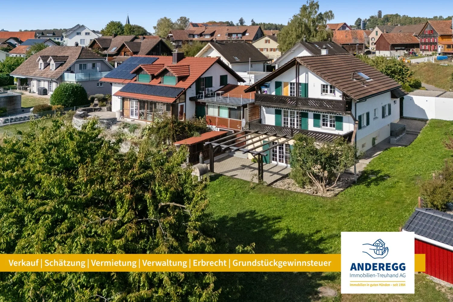 Sunny detached house with annex and unobstructed Alpine panorama