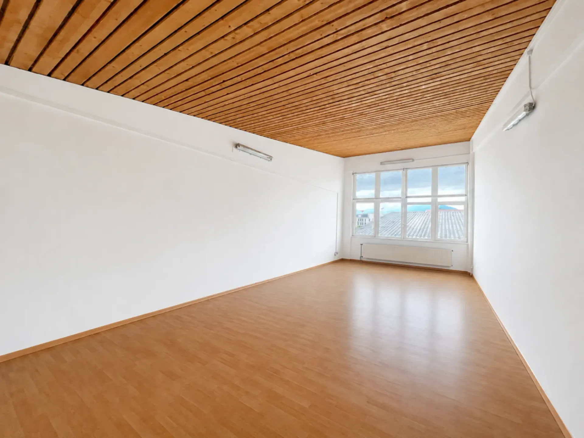 Büro/Verwaltung 50 m2 in Yverdon-les-Bains