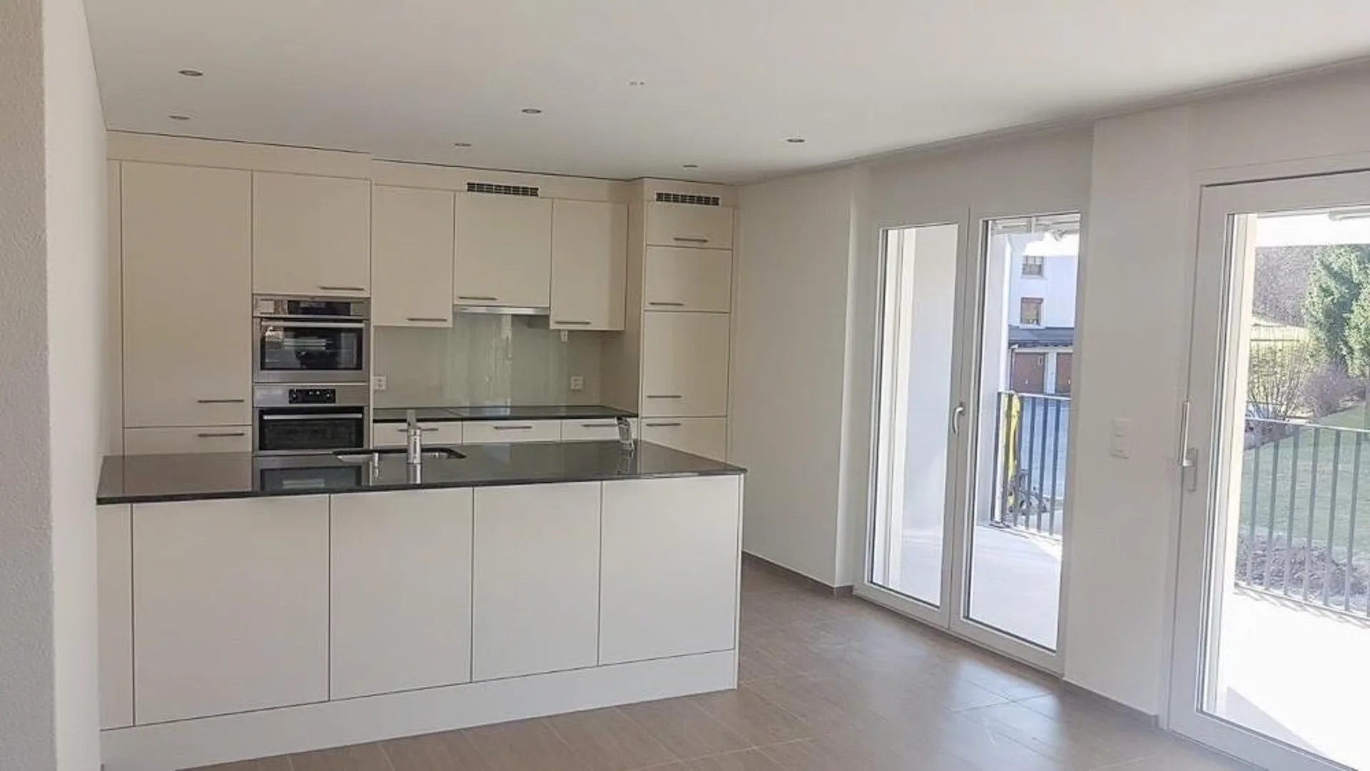 Stilvolle 3.5-Zi. Wohnung im Eigentumsstandard