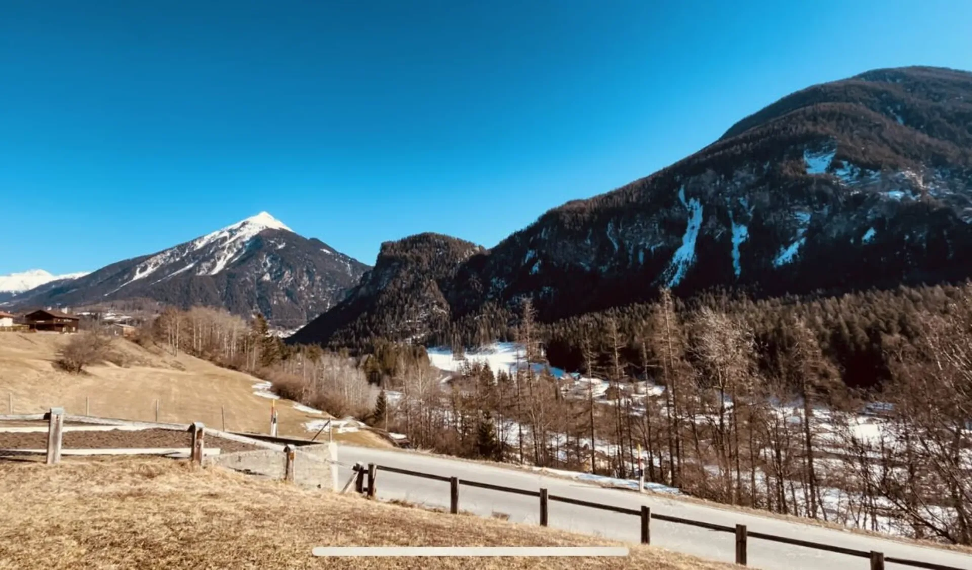 Sonnig, ruhig und ein unverbaubares Panorama