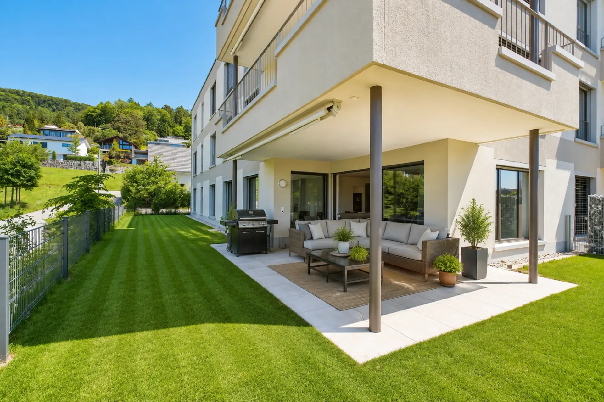 STILVOLLE 4.5 ZIMMER GARTENWOHNUNG MIT GROSSER TERRASSE