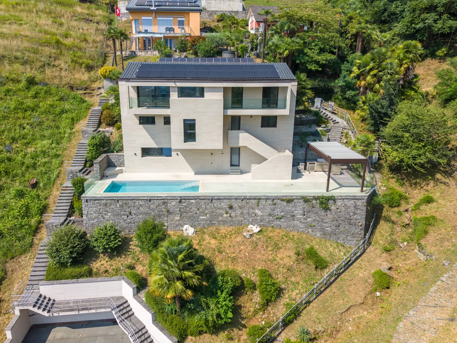 Villa Teresa: Ein Traum mit atemberaubendem Seeblick