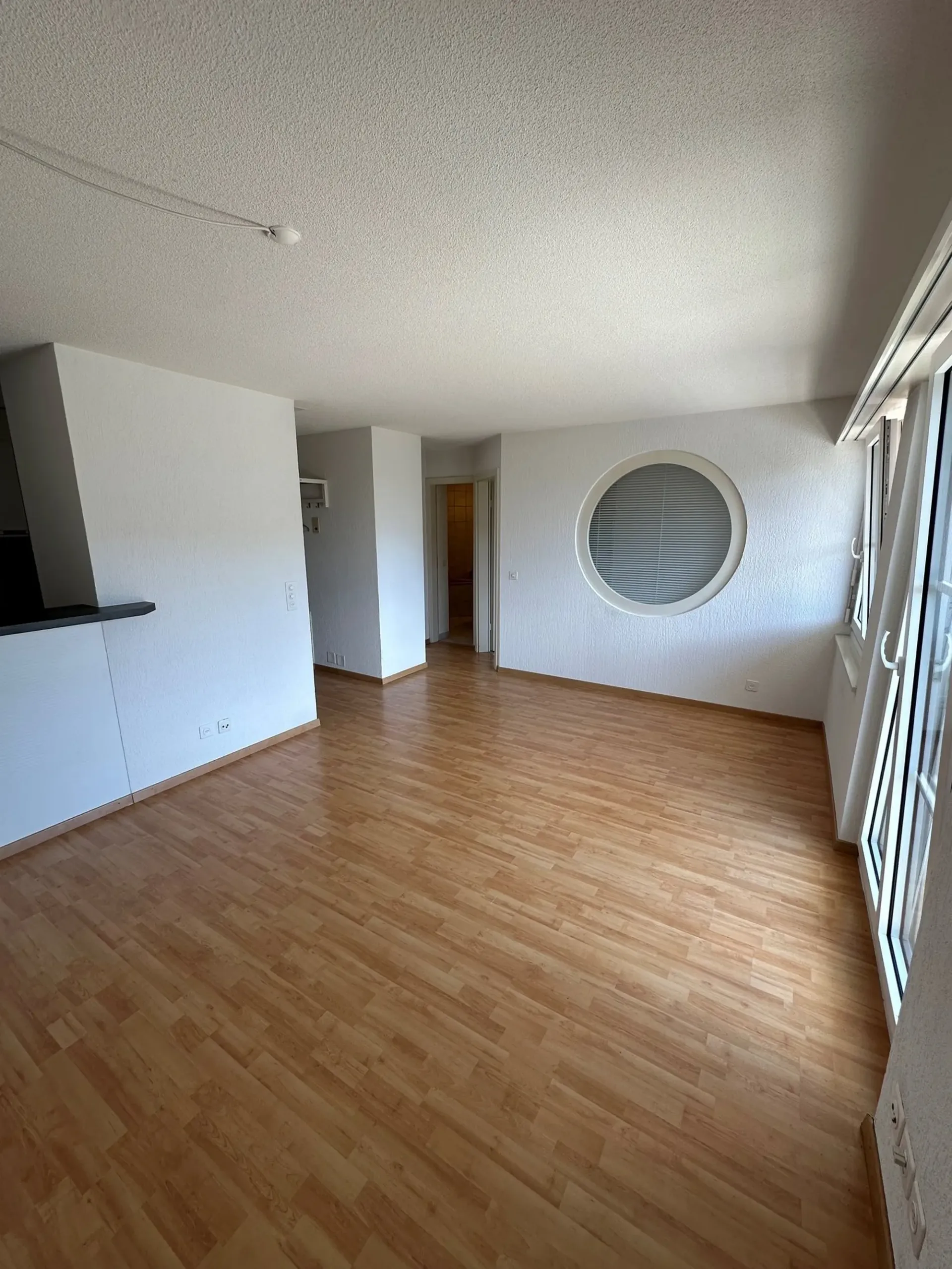 Gemütliche 1.5-Zimmer-Wohnung mit Balkon in Kerzers