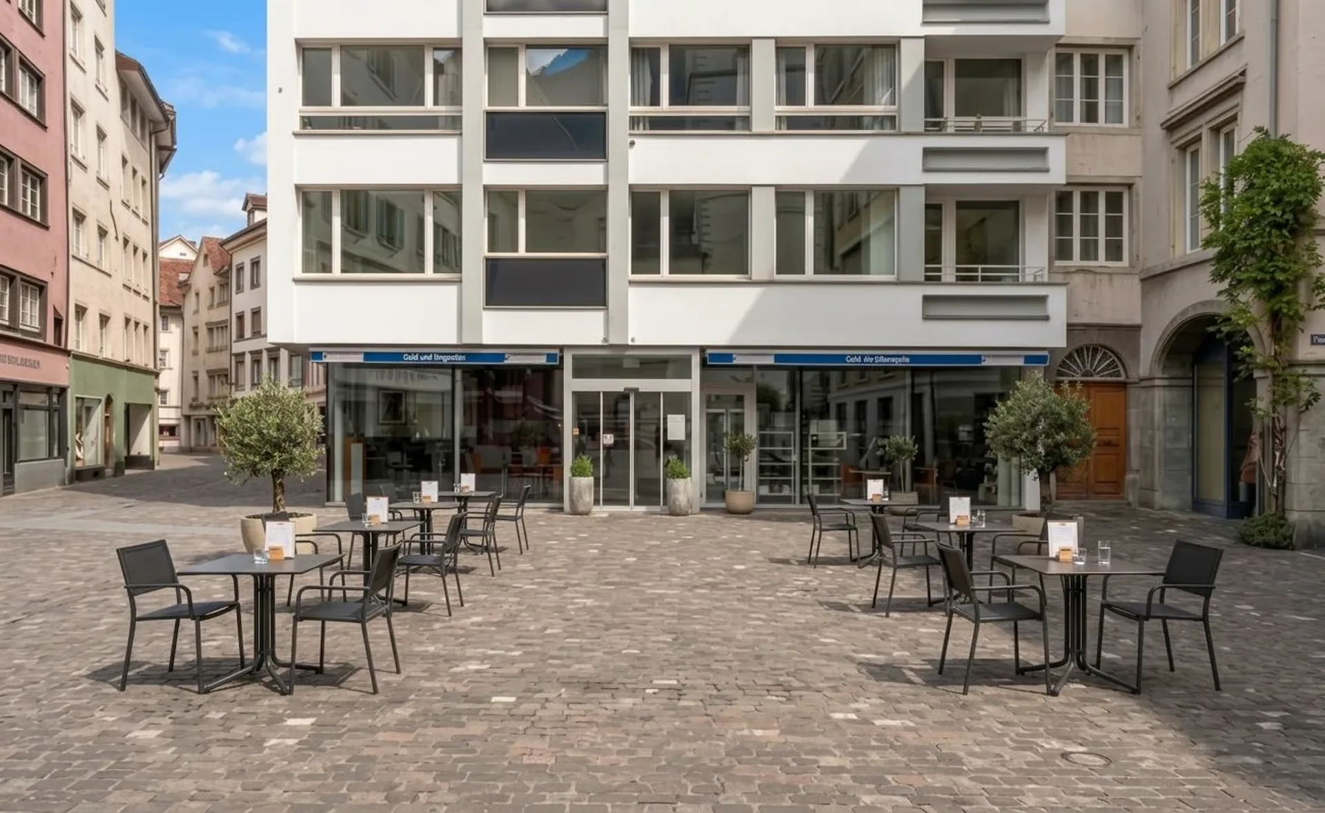 Surface commerciale/gastronomique à emplacement idéal à Coire - Martinsplatz 4