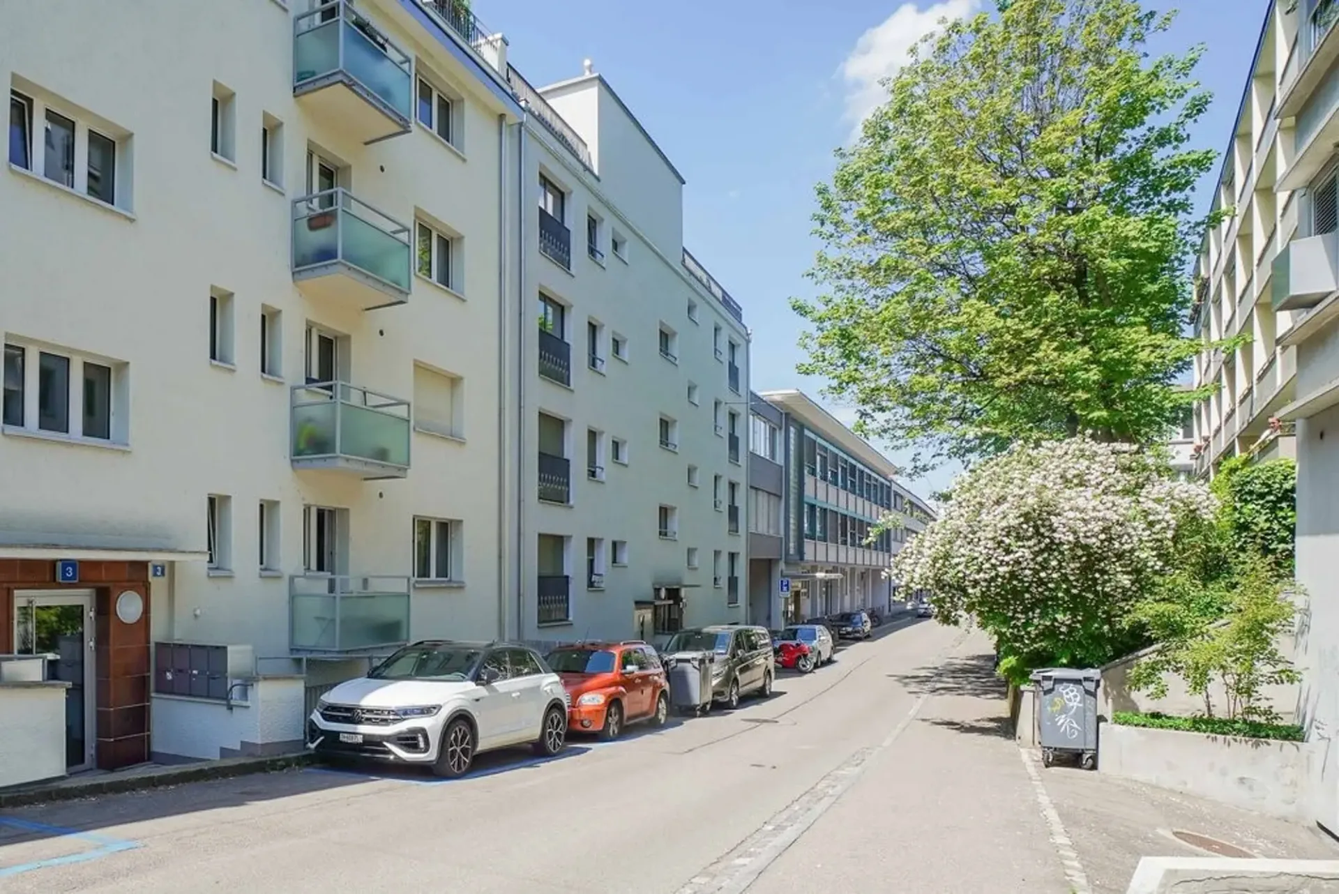 Gemütlich Wohnen über den Dächer von Zürich