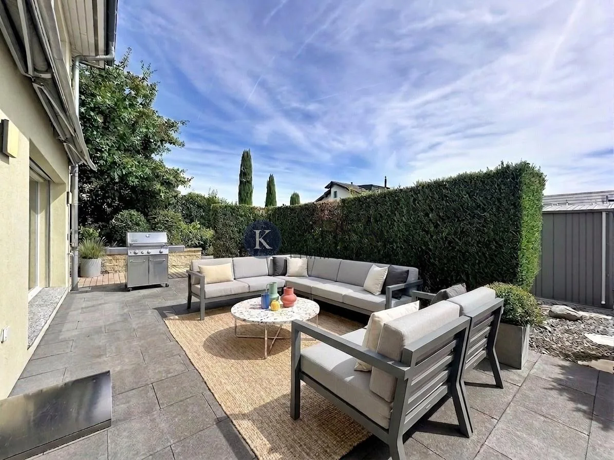 Villa moderna di 4.5 locali, luminosa e perfettamente mantenuta