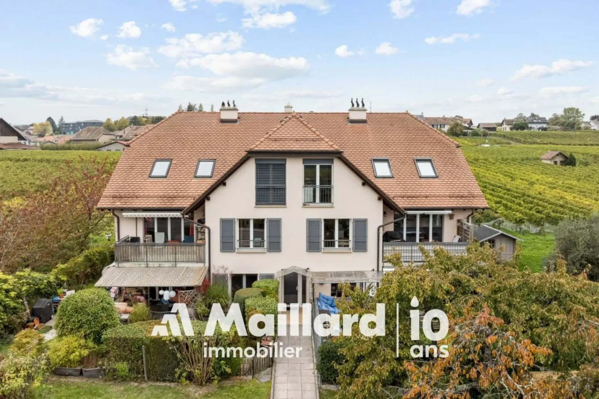 Schönes 4.5-Zimmer-Apartment in Etoy mit Seeblick
