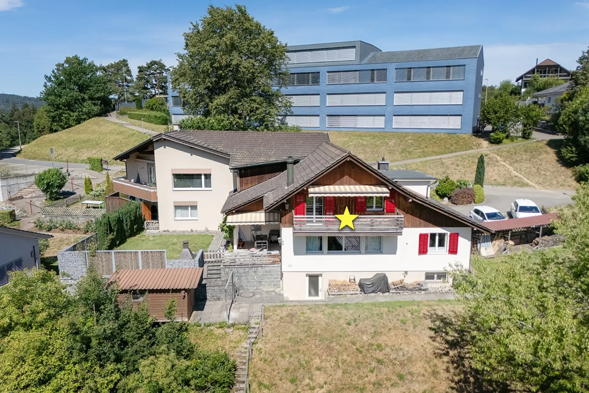 Attraktives 5,5-Zimmer-Einfamilienhaus im Grünen mit optionaler Baulandreserve
