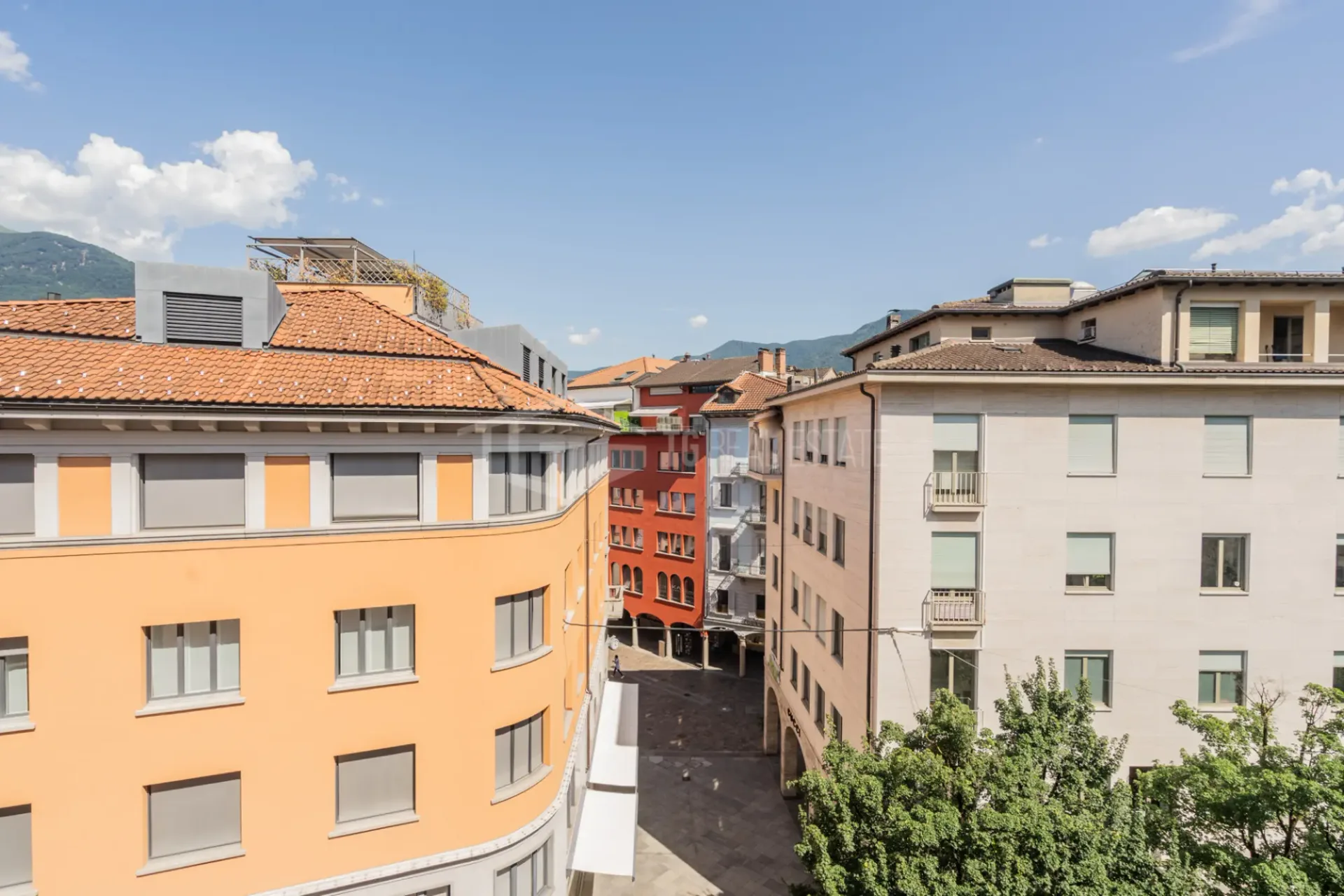 ÉLÉGANT 2.5 PIÈCES AU COEUR DE LUGANO