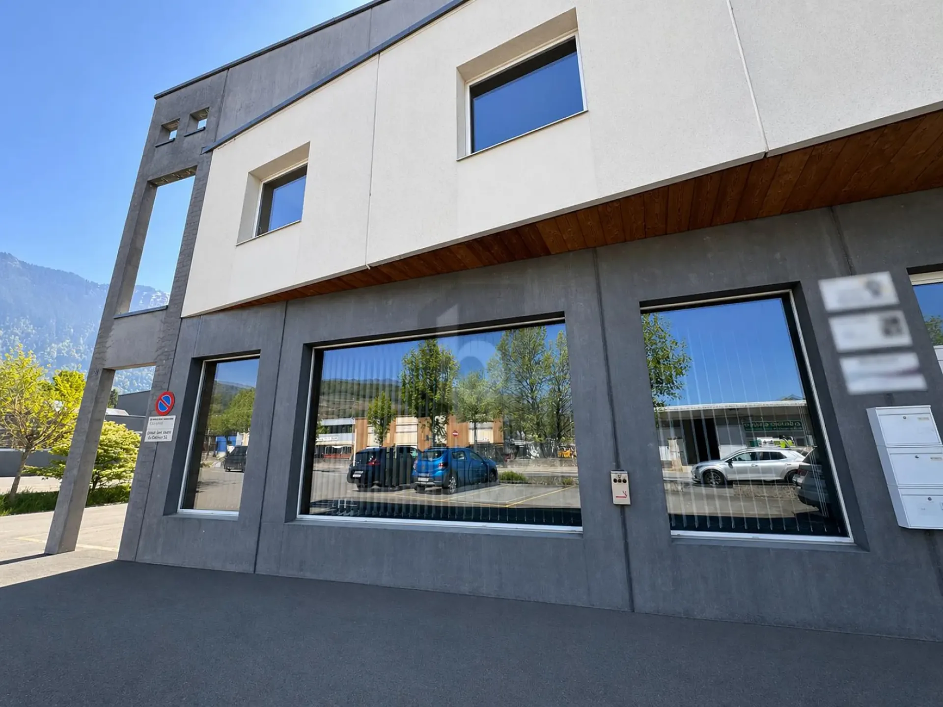 Sichtbar, Modern & Ideal Erreichbar