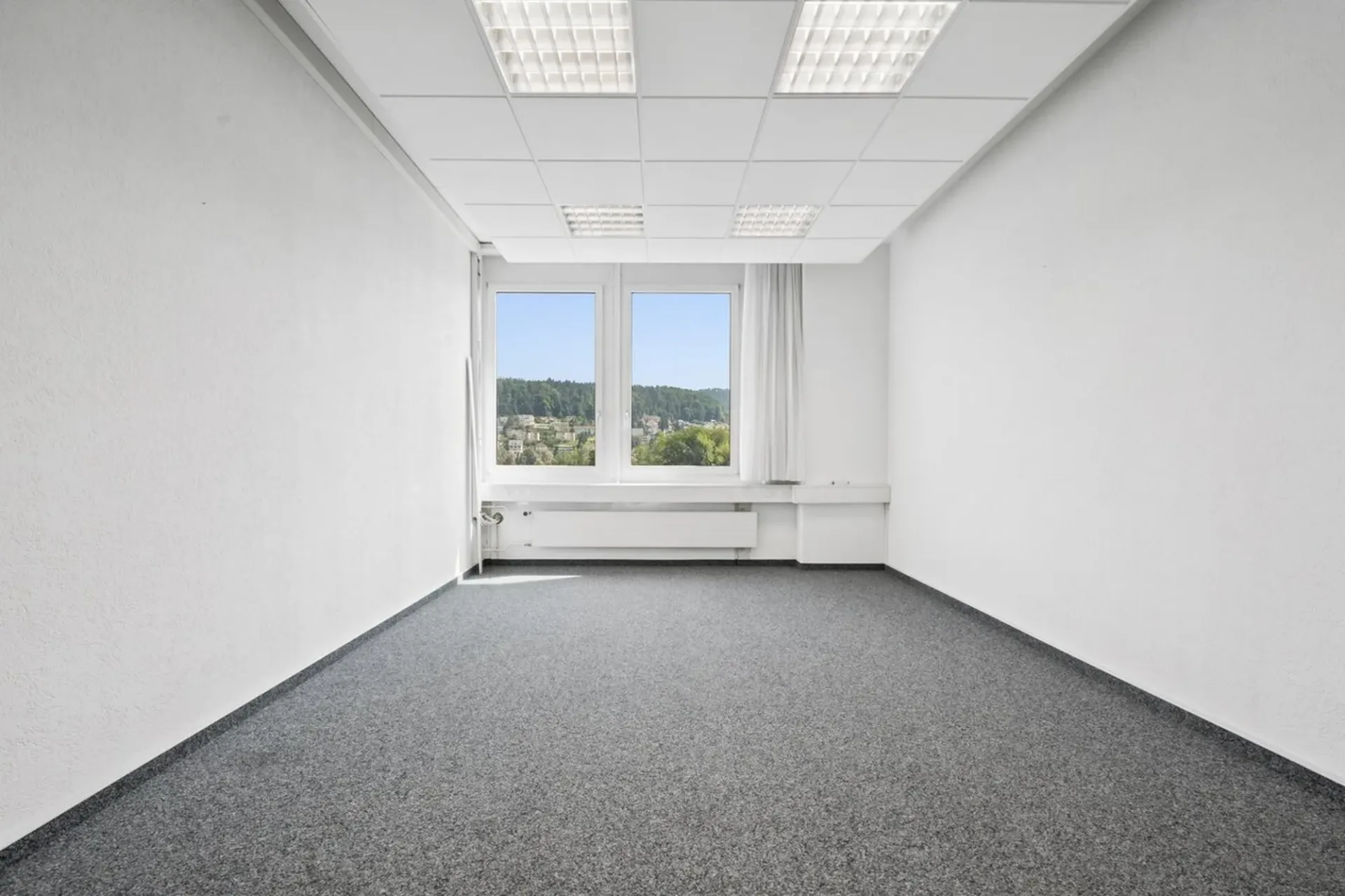Kompaktes Büro für smarte Lösungen