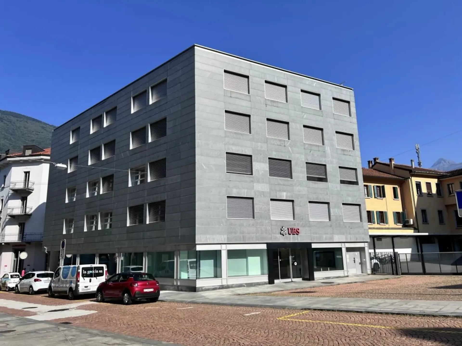 Büro Open Space im Herzen von Bellinzona