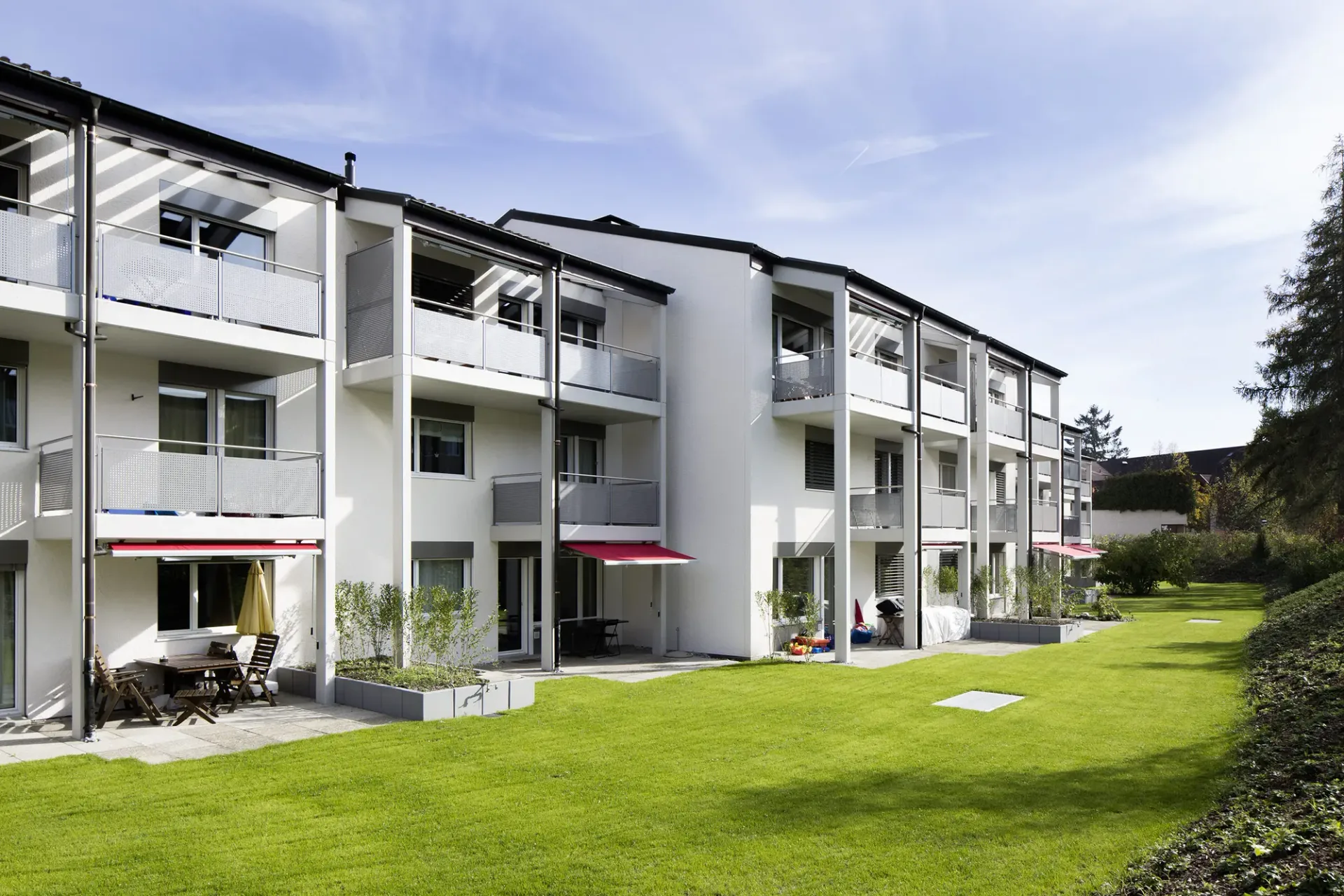 Einstellplätze zu vermieten an der Aubrigstrasse 3-9
