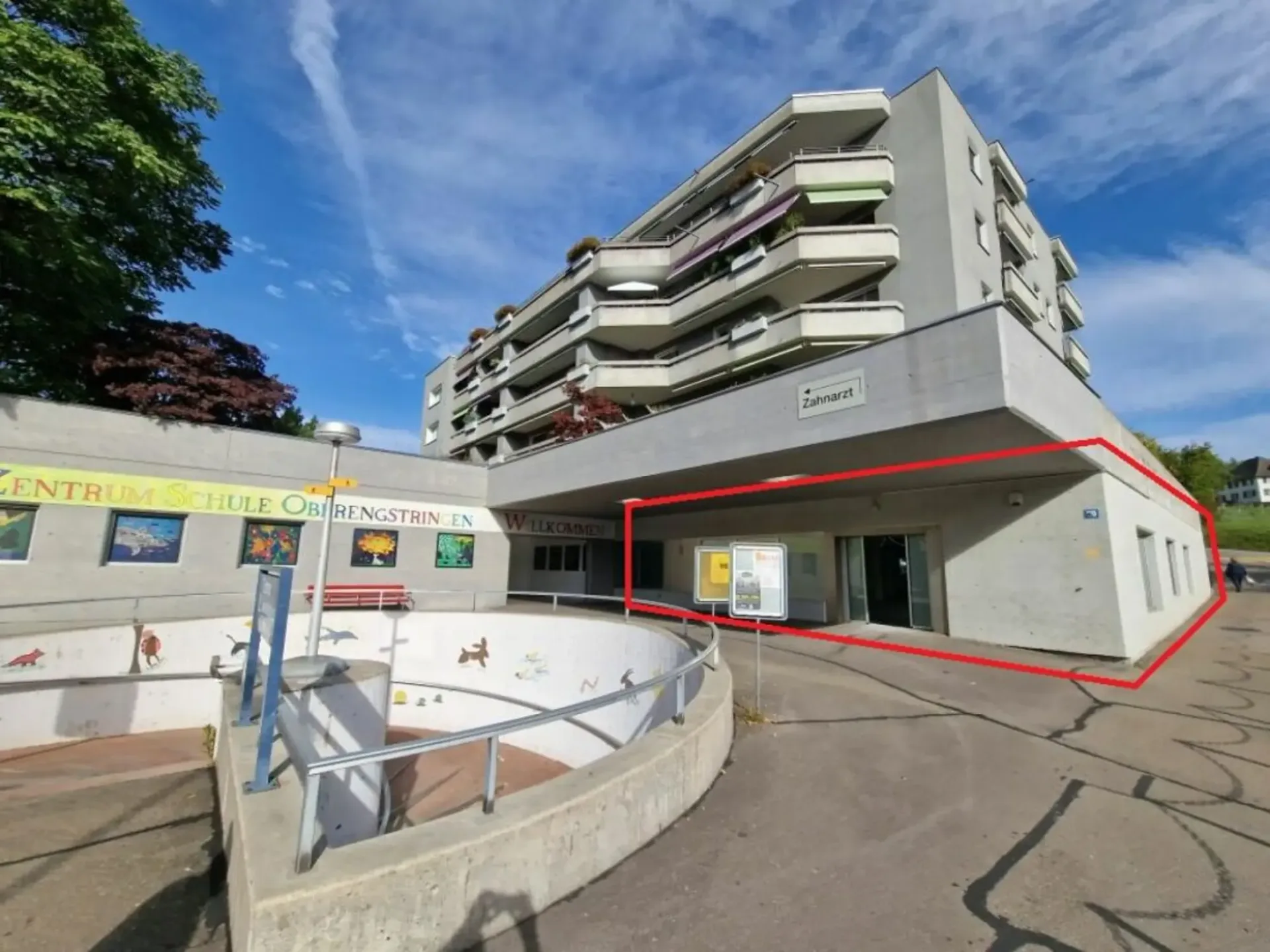 Commercial property, centrally located in Oberengstringen
