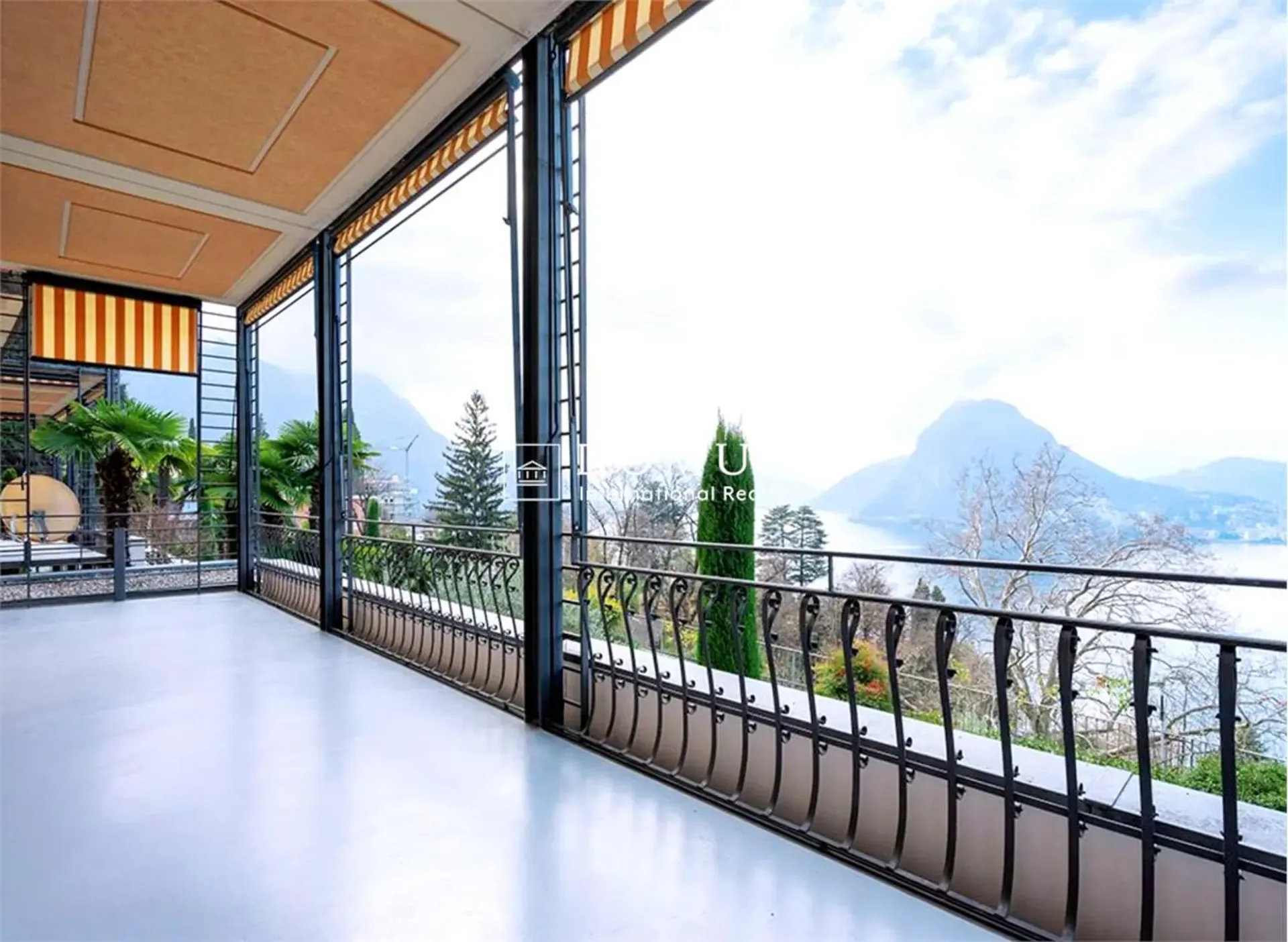 Elegantes 5,5-Zimmer-Wohnung mit herrlicher Seesicht