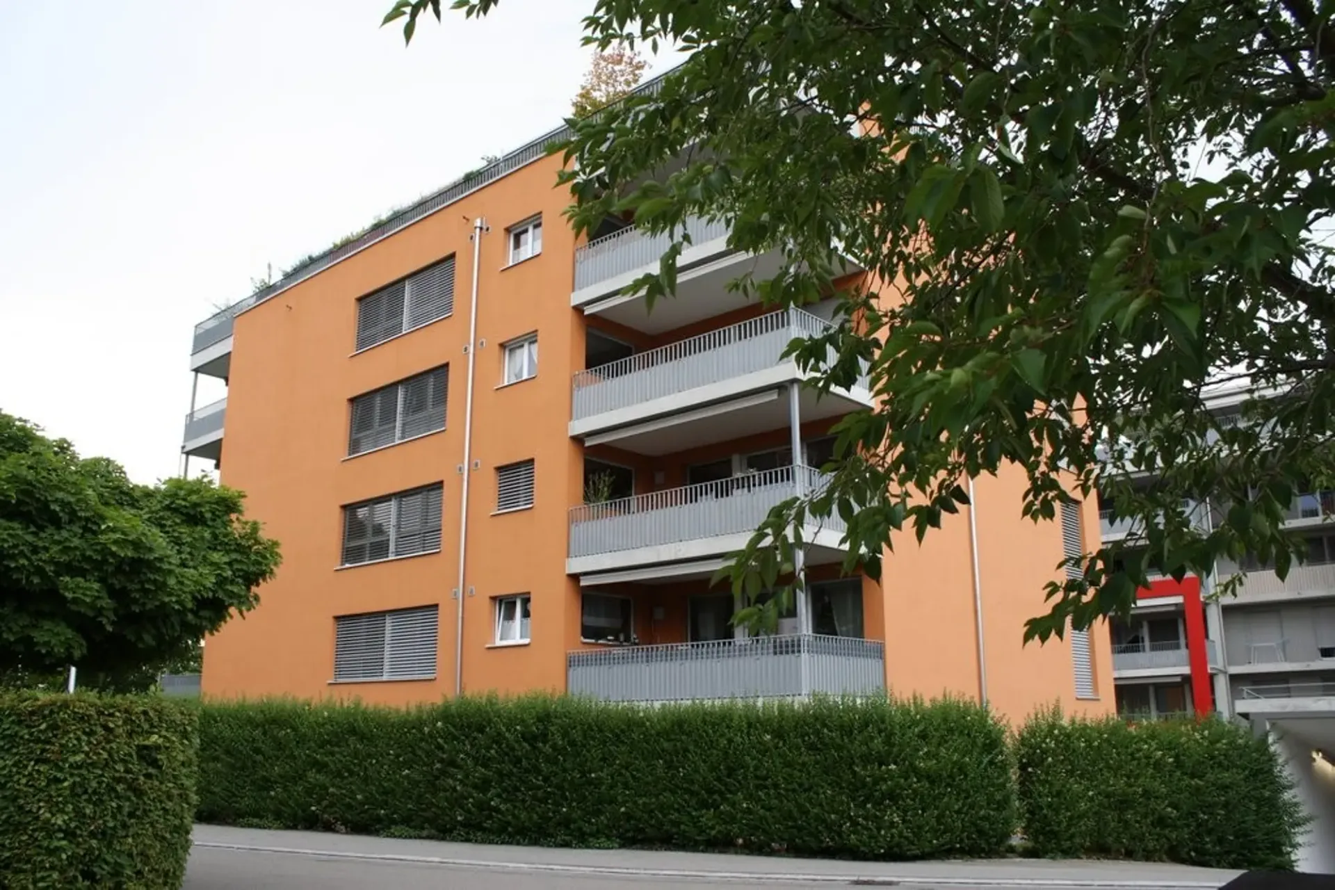 Garage recherchée ? Réservez un emplacement maintenant !