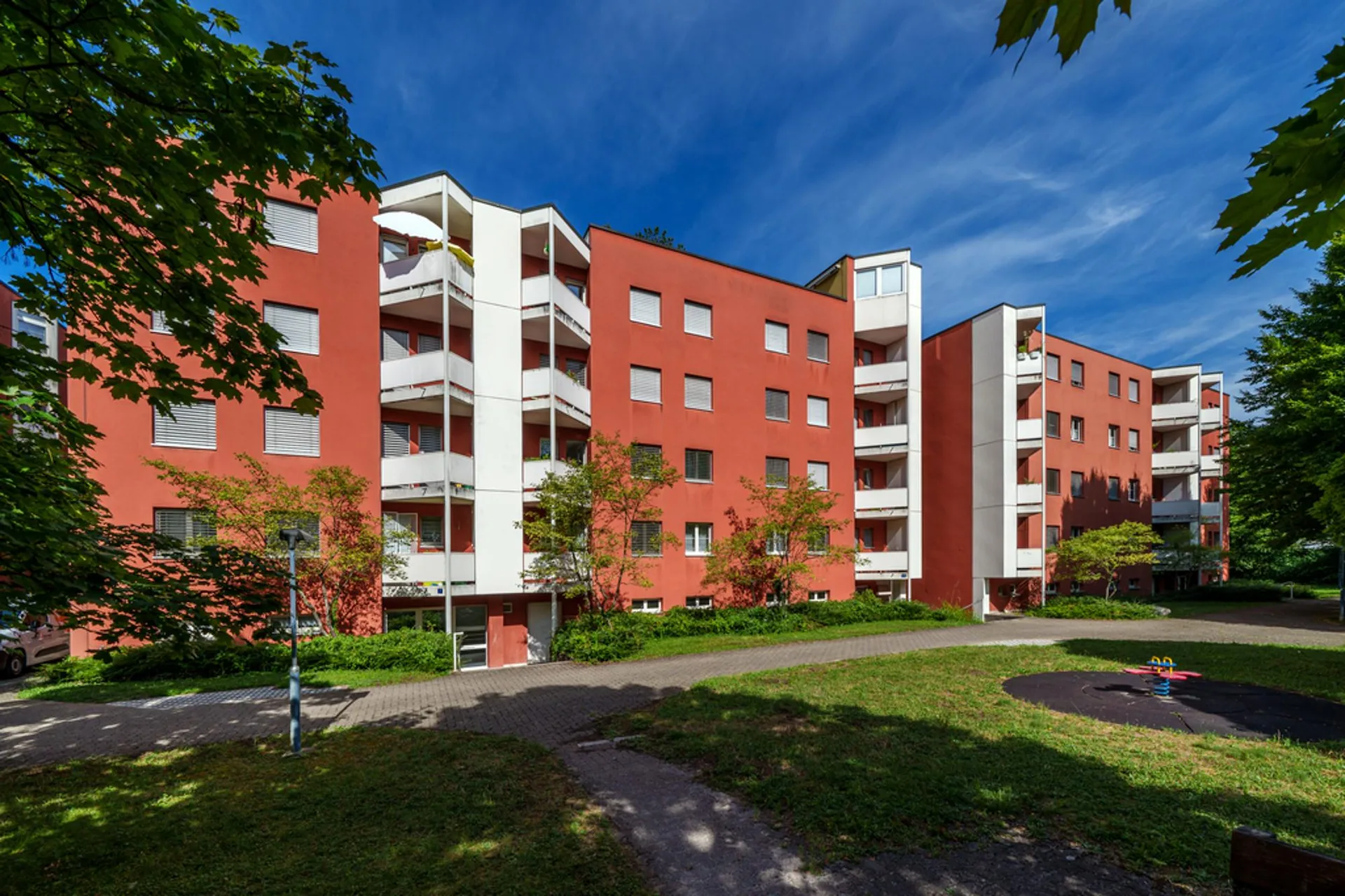 Grosse 5.5-Zimmerwohnung direkt an der Birs