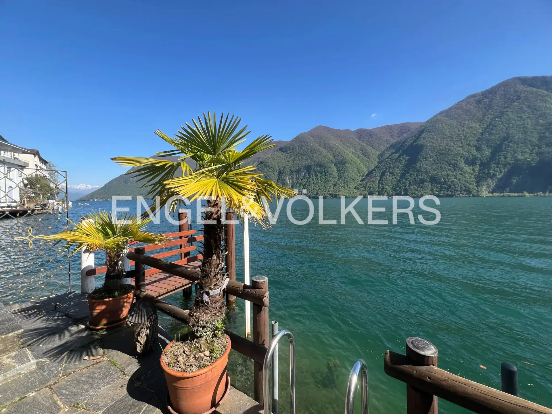 Romantische Mansarde mit Seeblick und PP