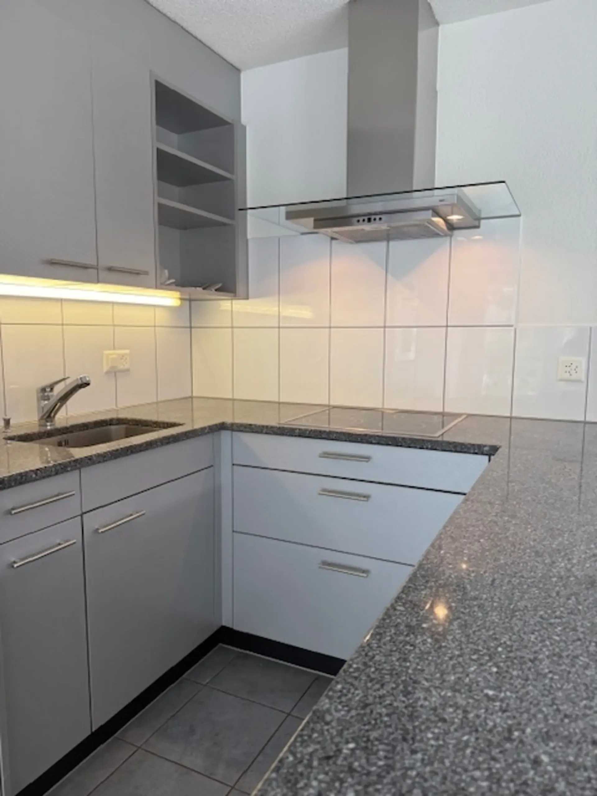 Helle 4.5-Zimmer-Wohnung mit Bergblick und Balkon in Toffen