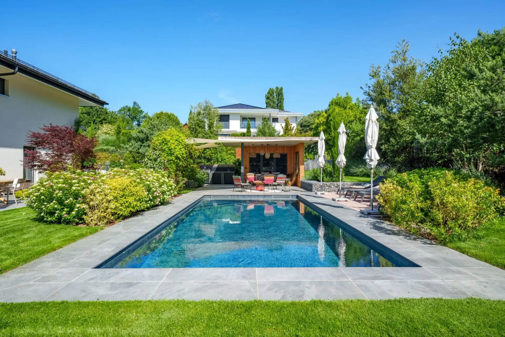 Prächtige Villa mit Pool in Chigny in der Nähe von Morges