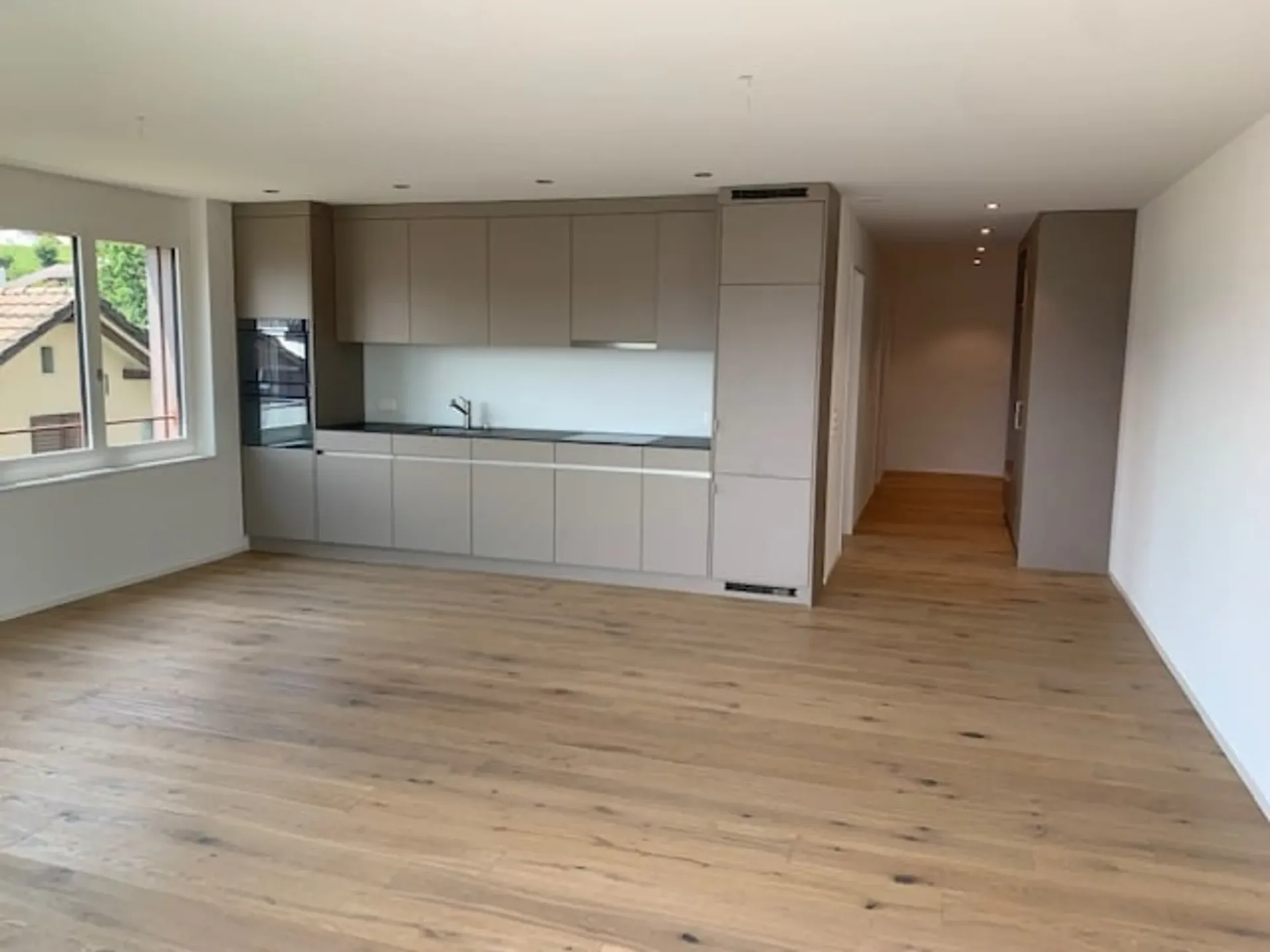 attraktive 2 1/2-Zimmer-Wohnung an zentraler und ruhiger Wohnlage