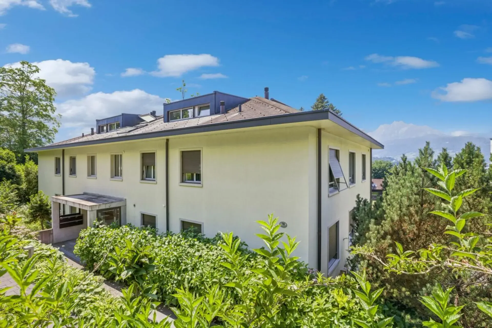 Exclusive living on over 240m2 in the Bellerive Quarter