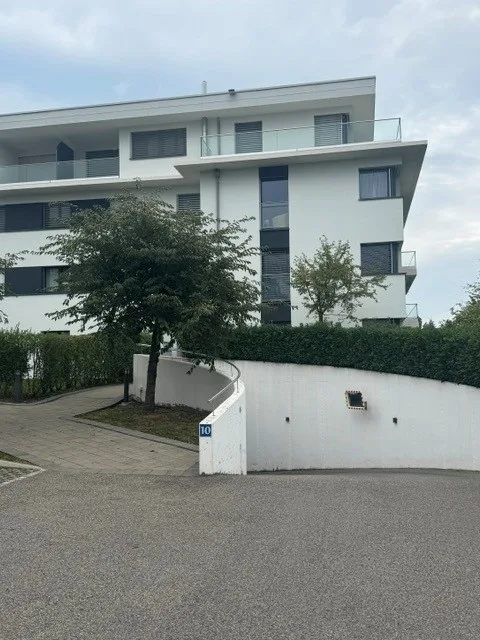 PREVERENGES - Wohnung mit 3.5 Zimmern, Garten, barrierefrei und hell in Préverenges