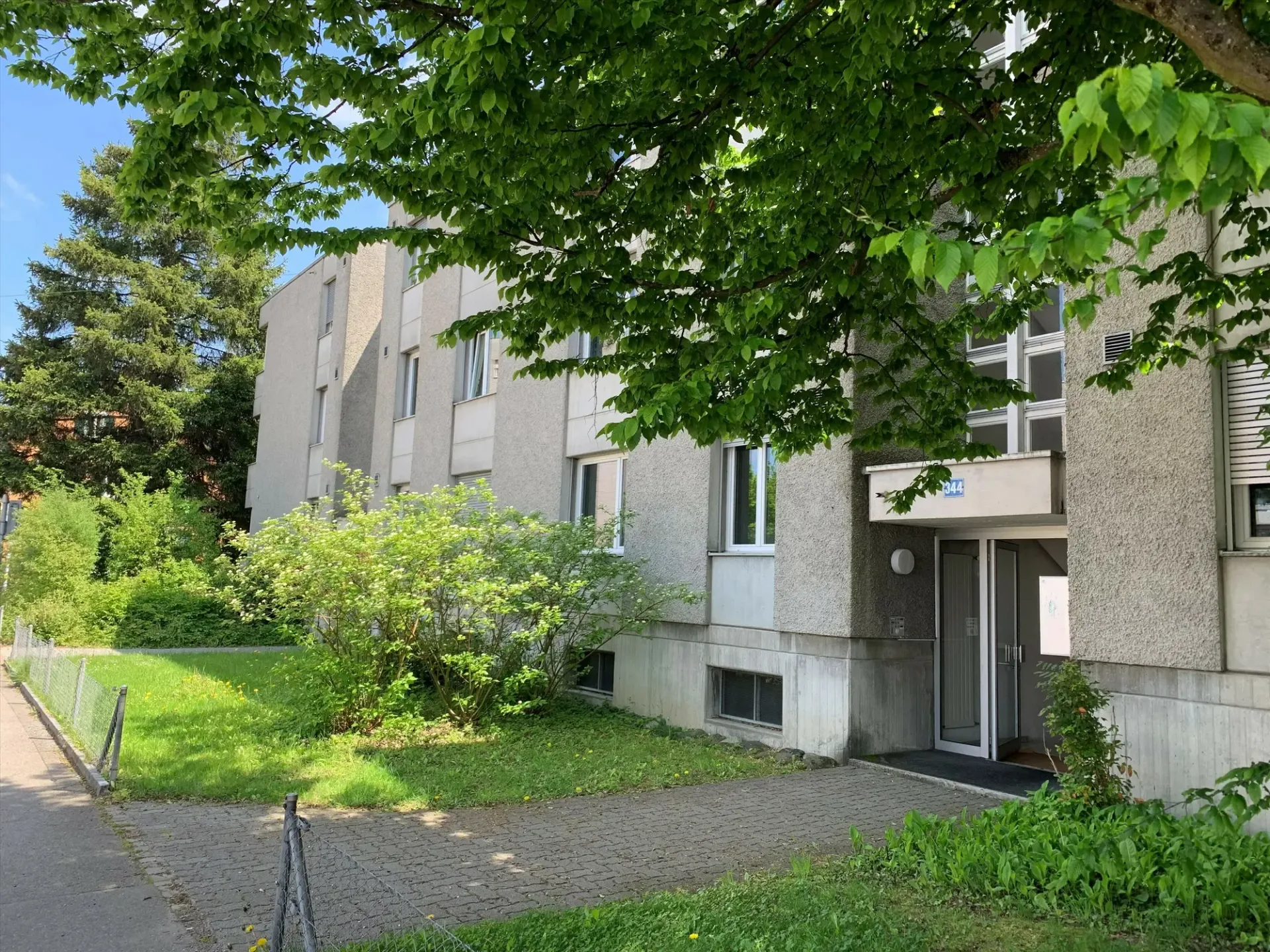Parkplatz gesucht? Befristet bis 30.11.2030.