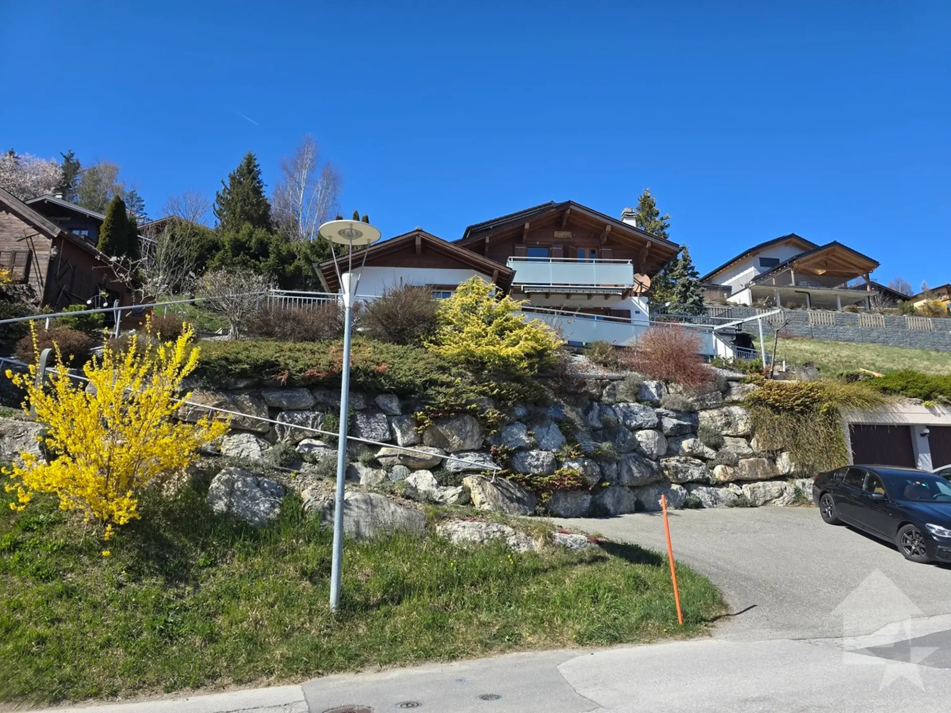 Prächtiges Chalet in einem Wohnviertel von Blignou